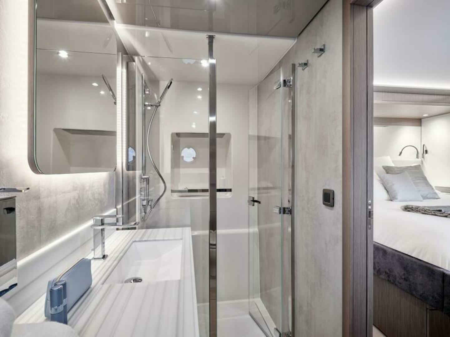 2027 Prestige M8 - Image 50