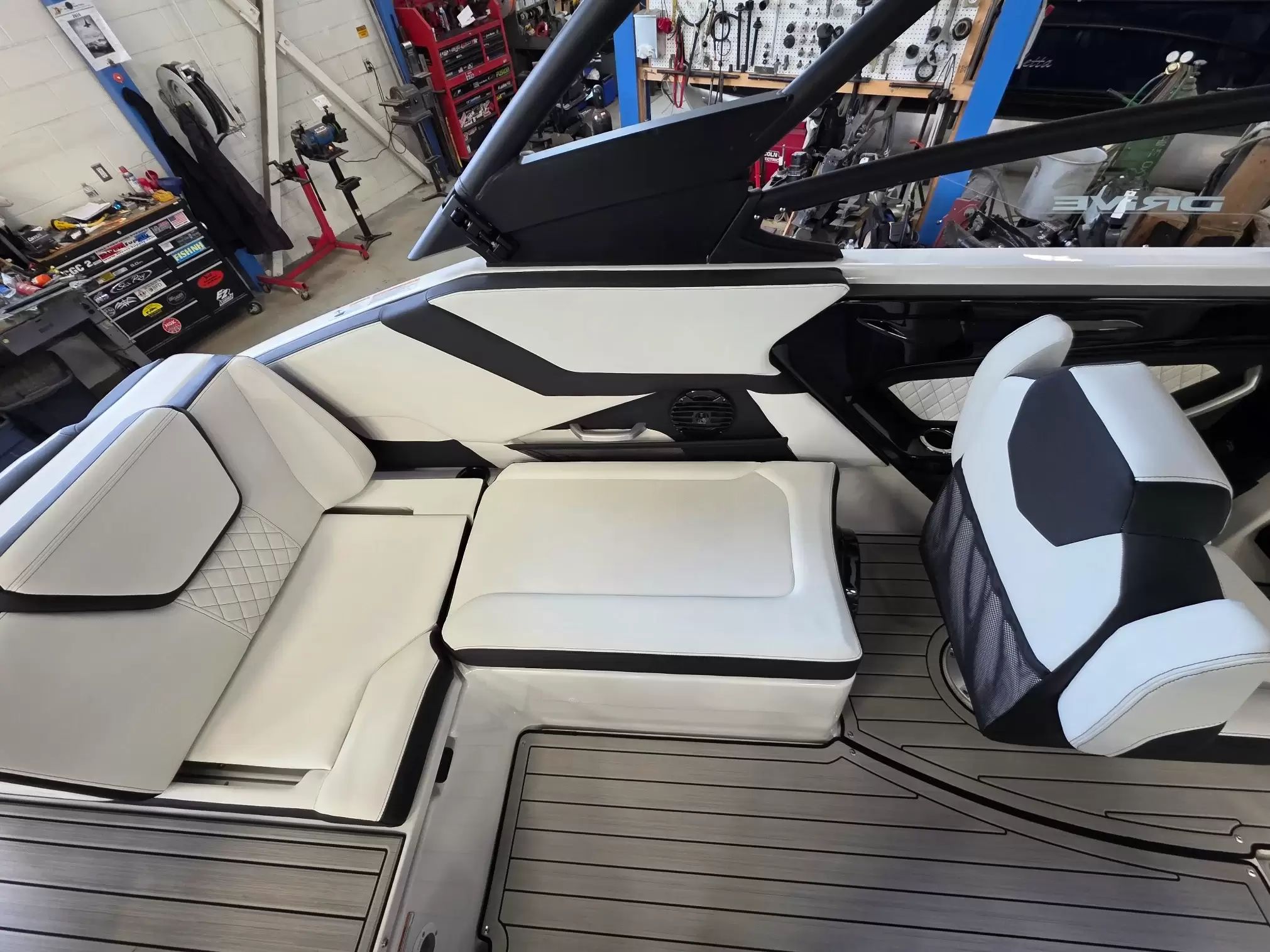 2026 Yamaha Boats 252SD - 9