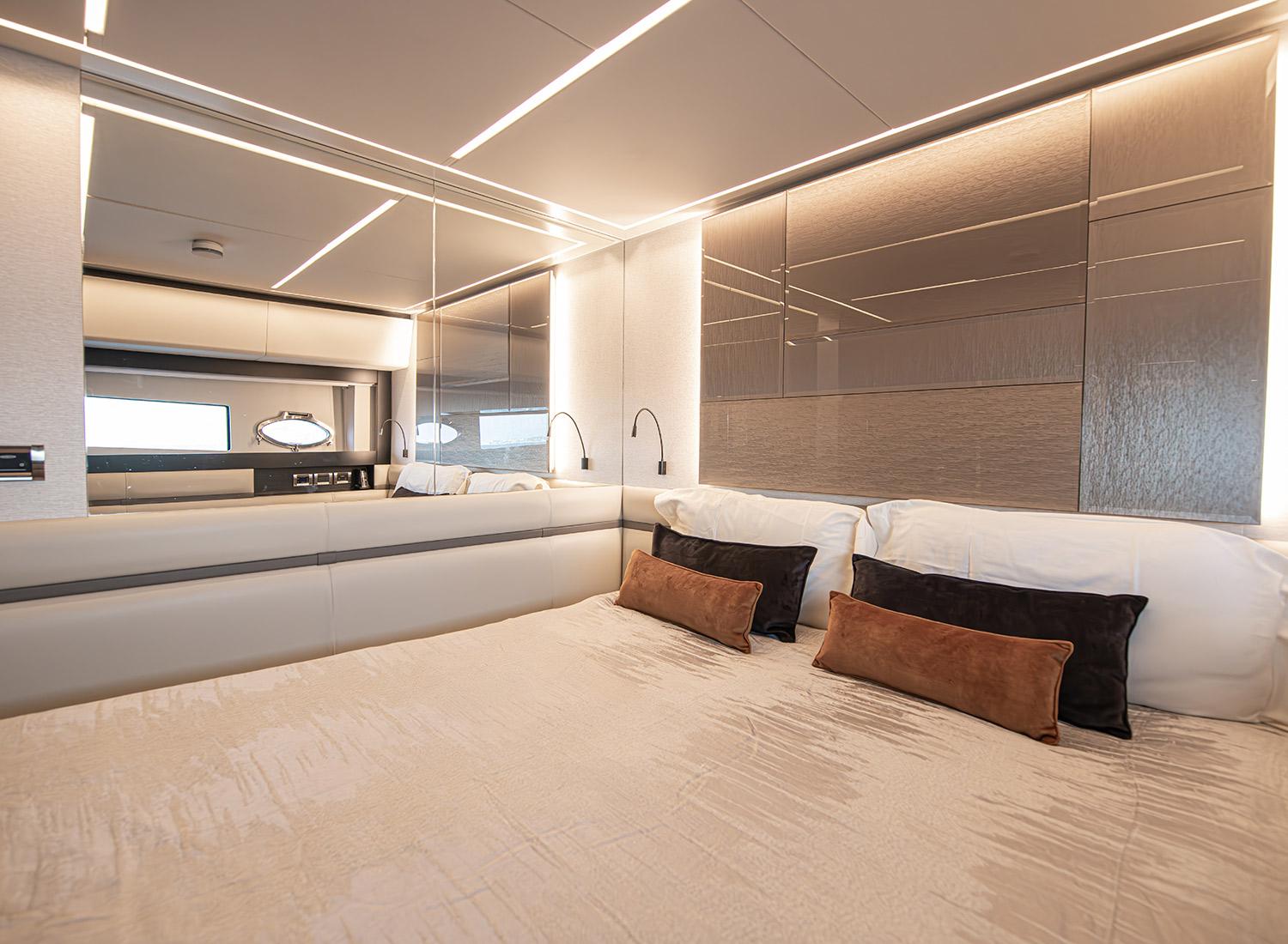 Pershing 9X