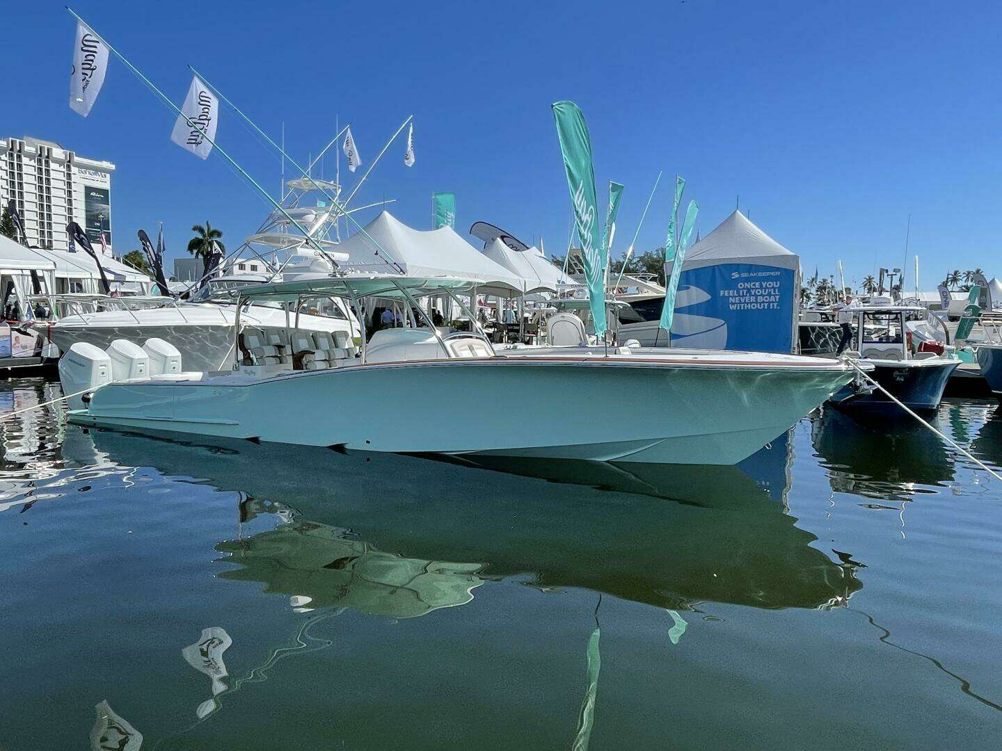 2026 Mag Bay 43 Center Console - Image 104