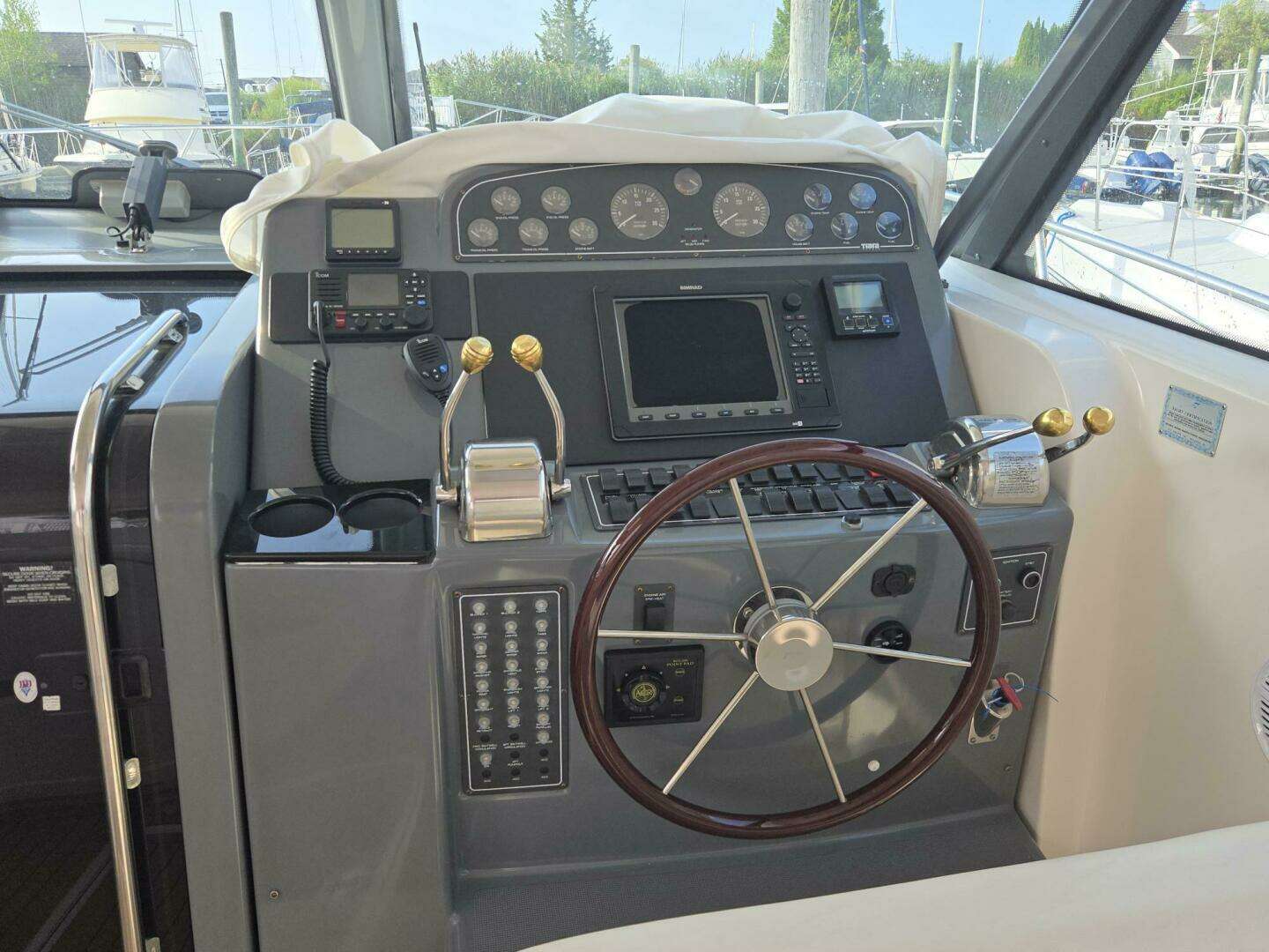 2001 Tiara Yachts 3800 Express - Image 3