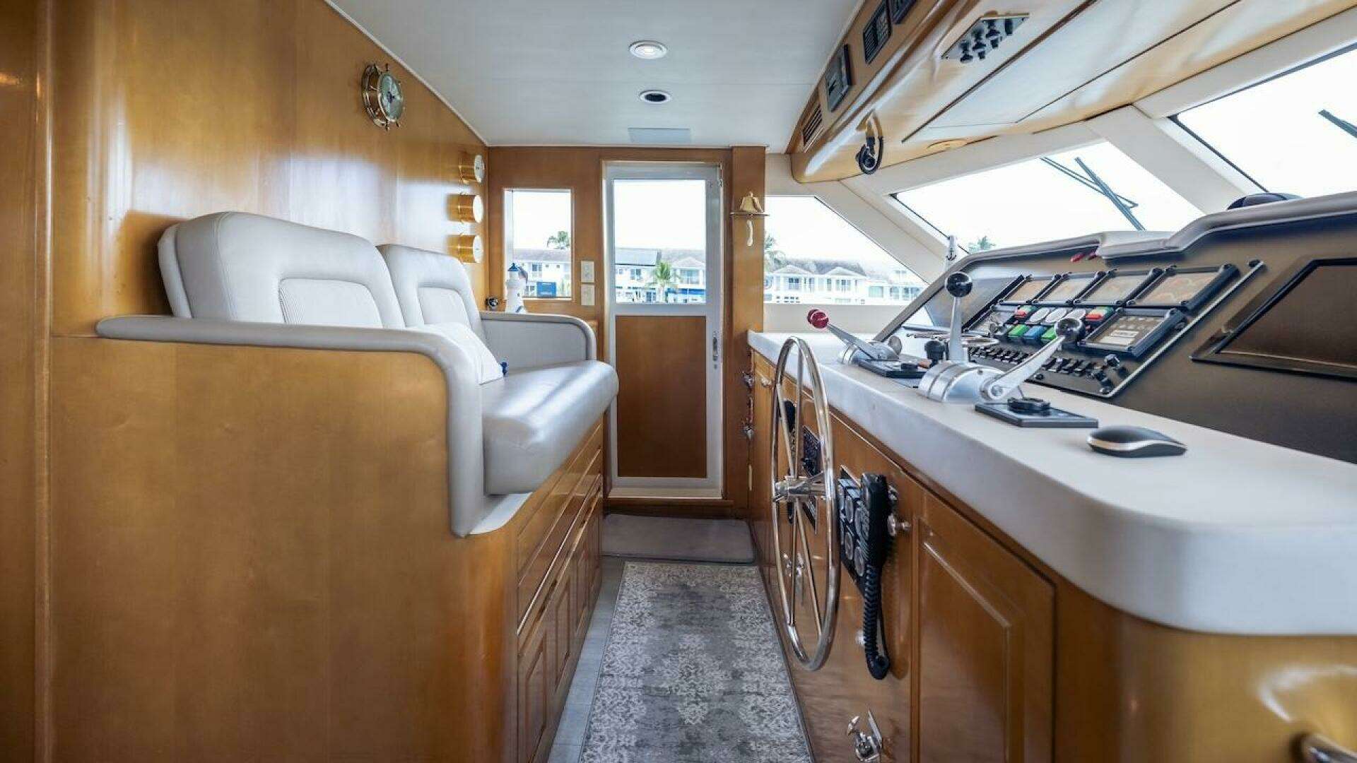 1998 Hatteras Sport Deck - Image 47