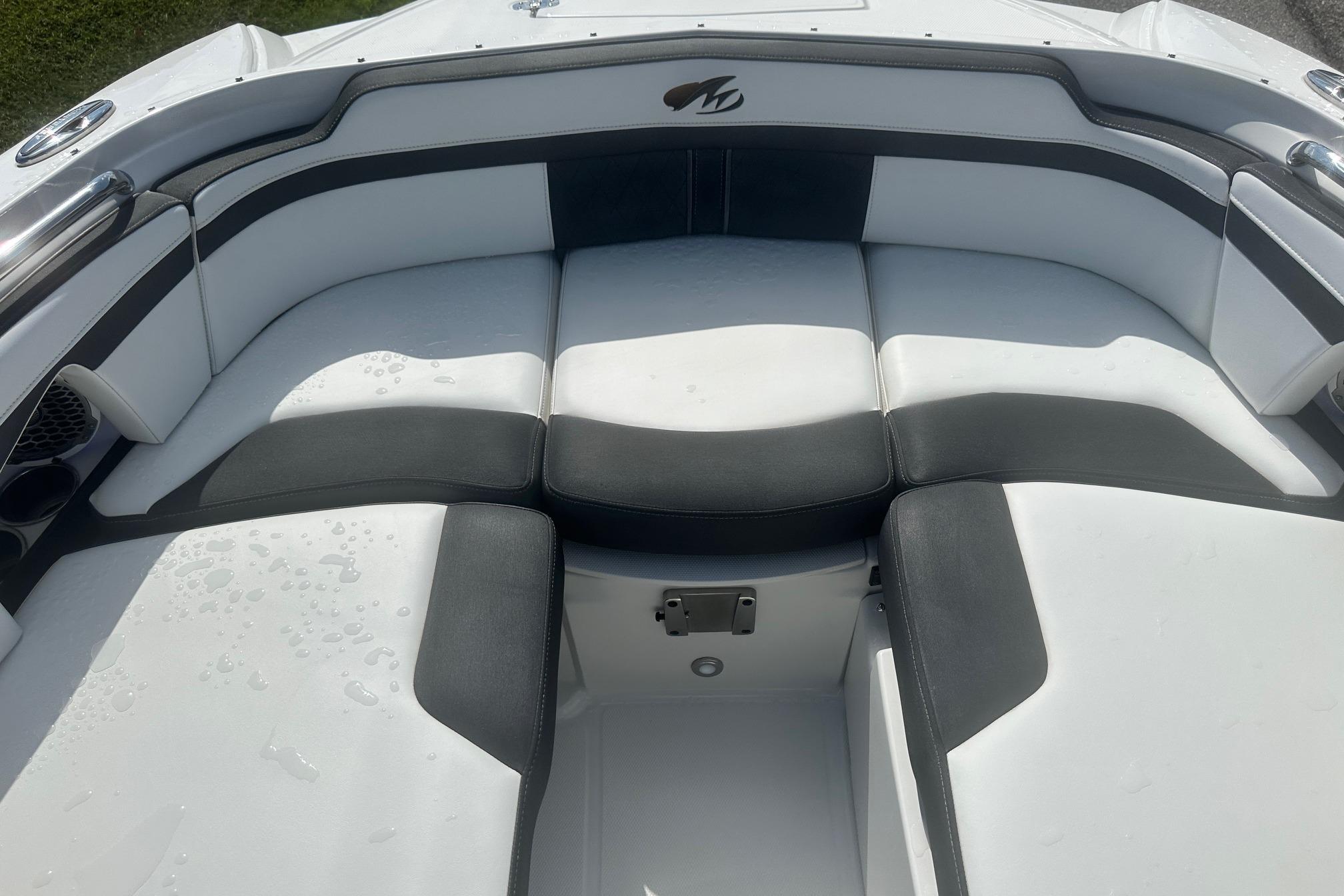 2020 Monterey M4 boat interior with sleek black and white seating design.