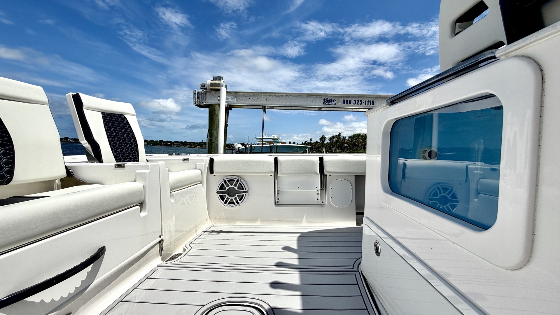 2024 Tidewater 3100 Carolina Bay - Image 6