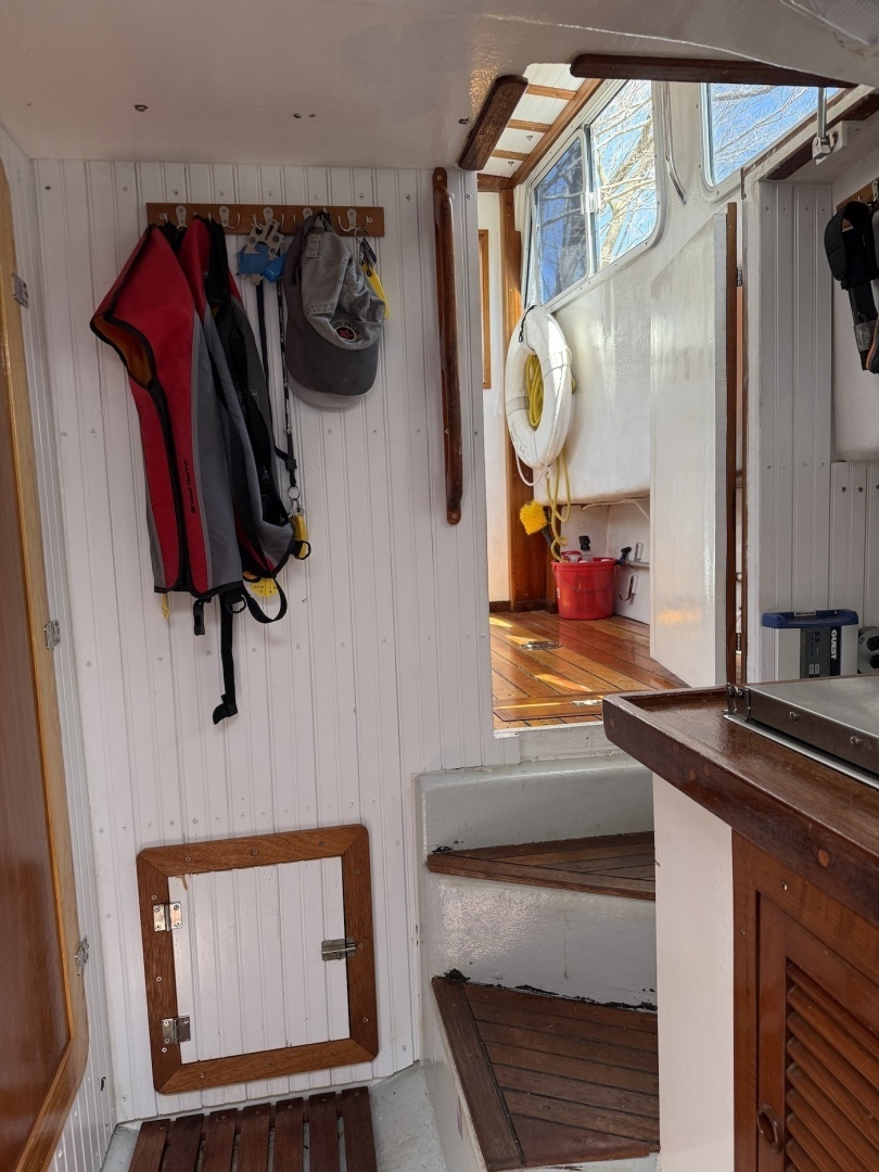 2000 Seaworthy Downeast 28 - Image 20