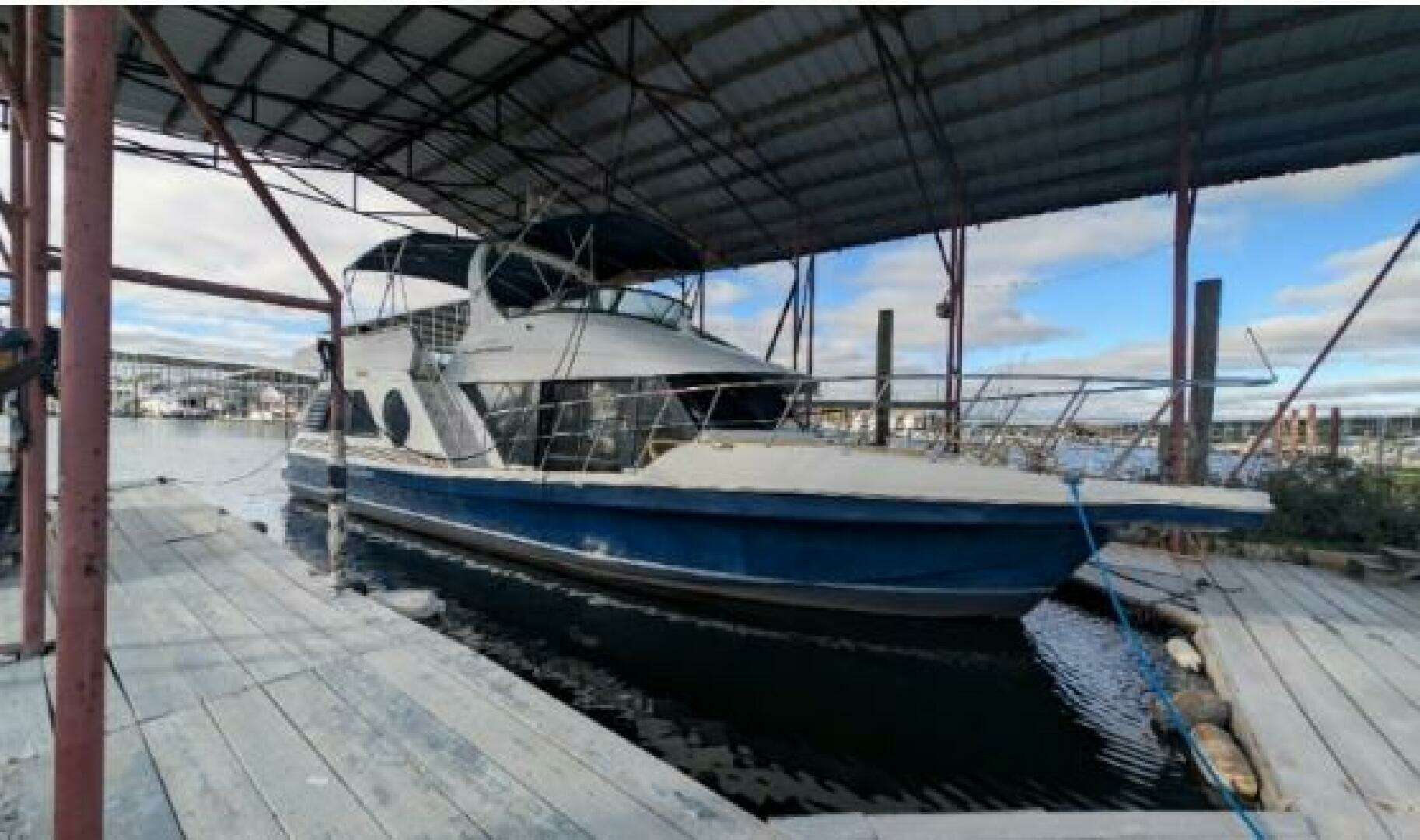 2007 Bluewater 5200 - Image 16