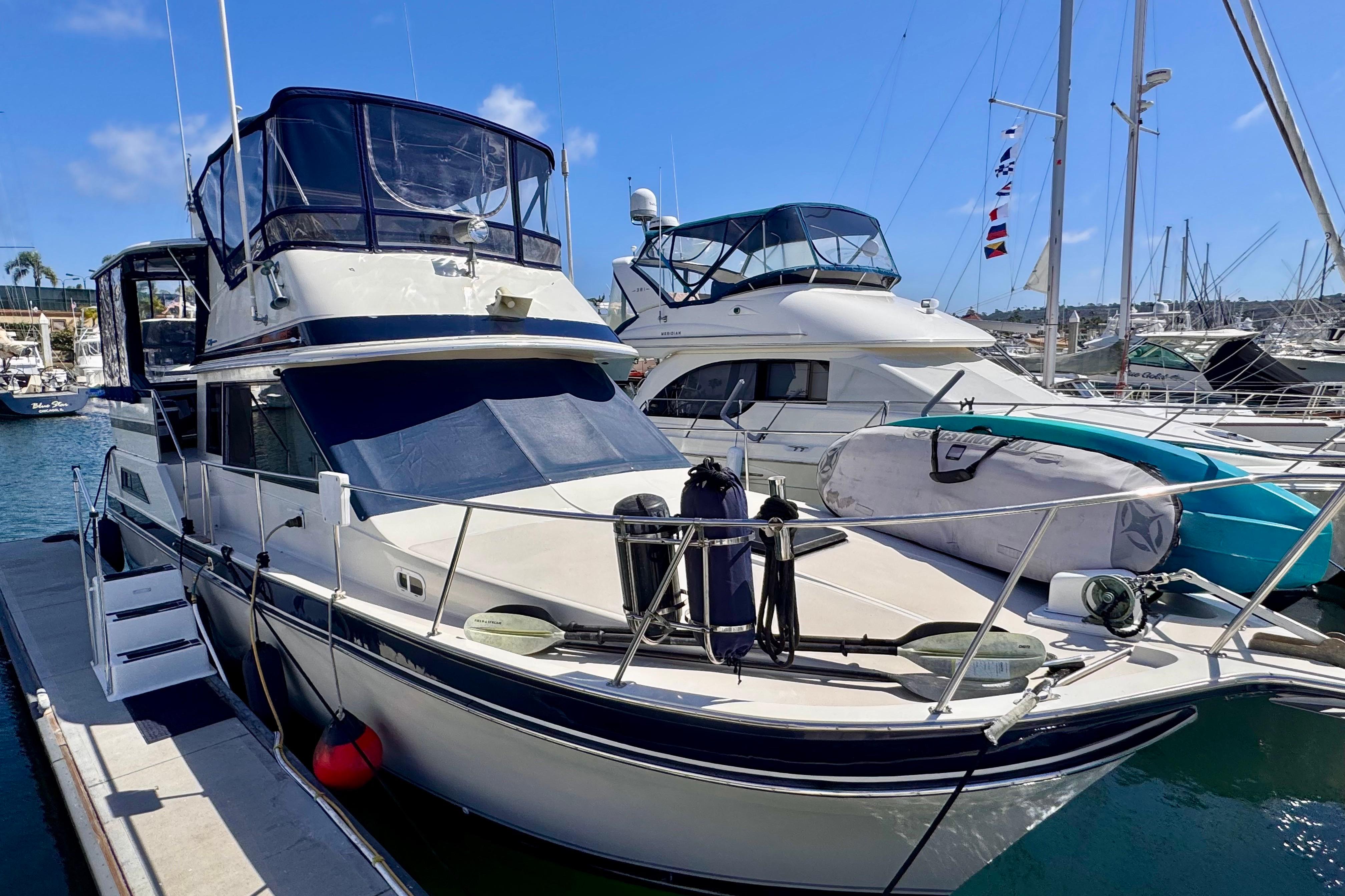 1985 Californian 35 Motor Yacht