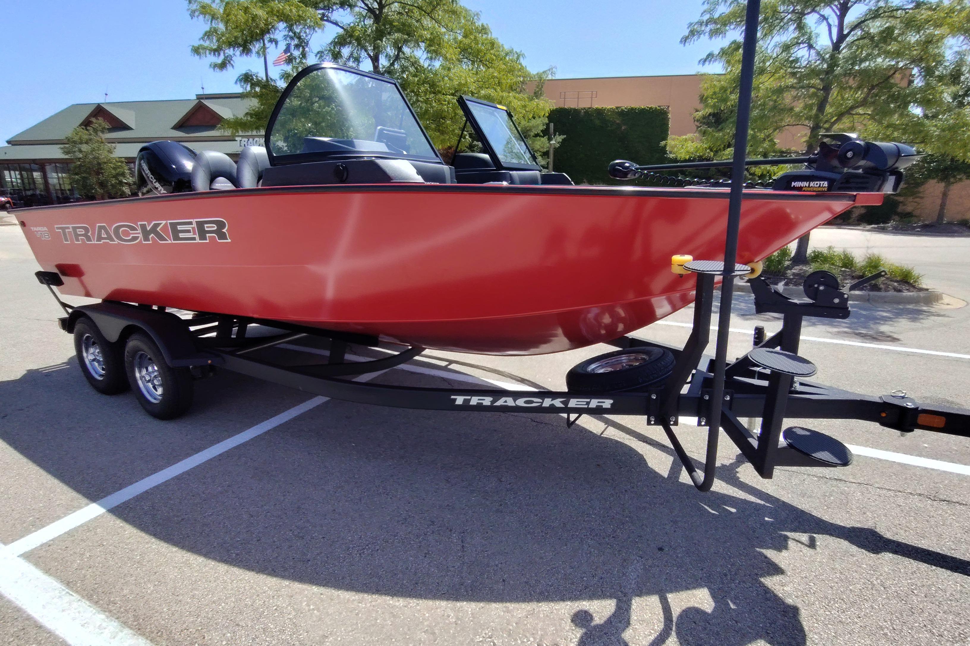 2026 Tracker Targa V-18 Combo