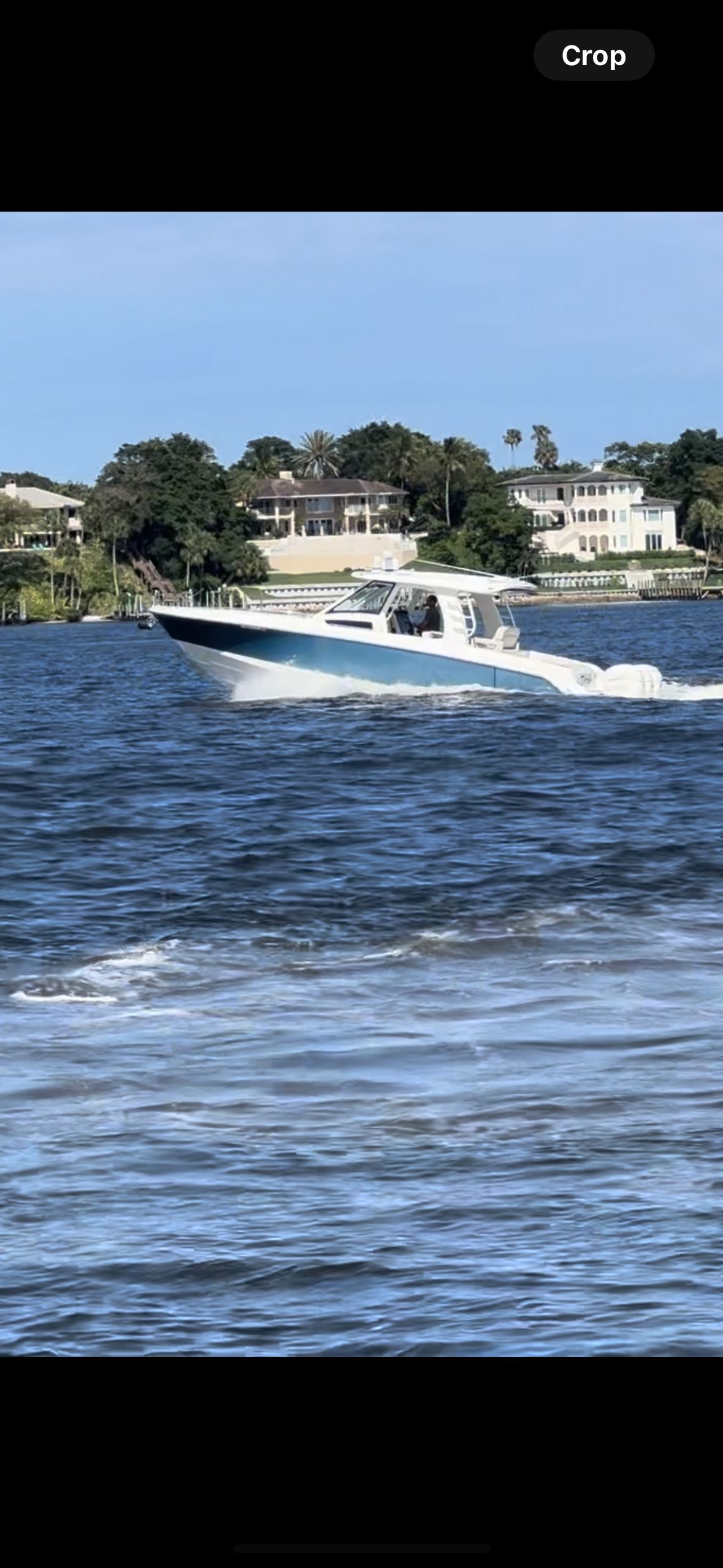2020 Boston Whaler 350 Realm