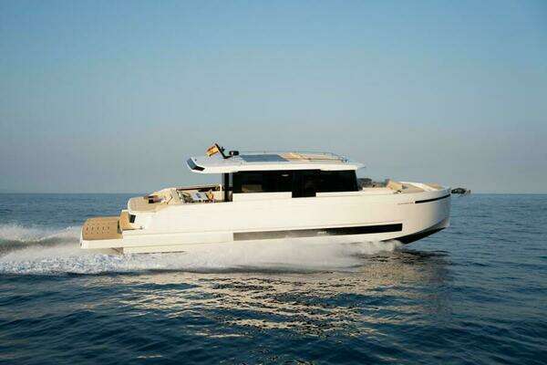 2026 De Antonio Yachts D60