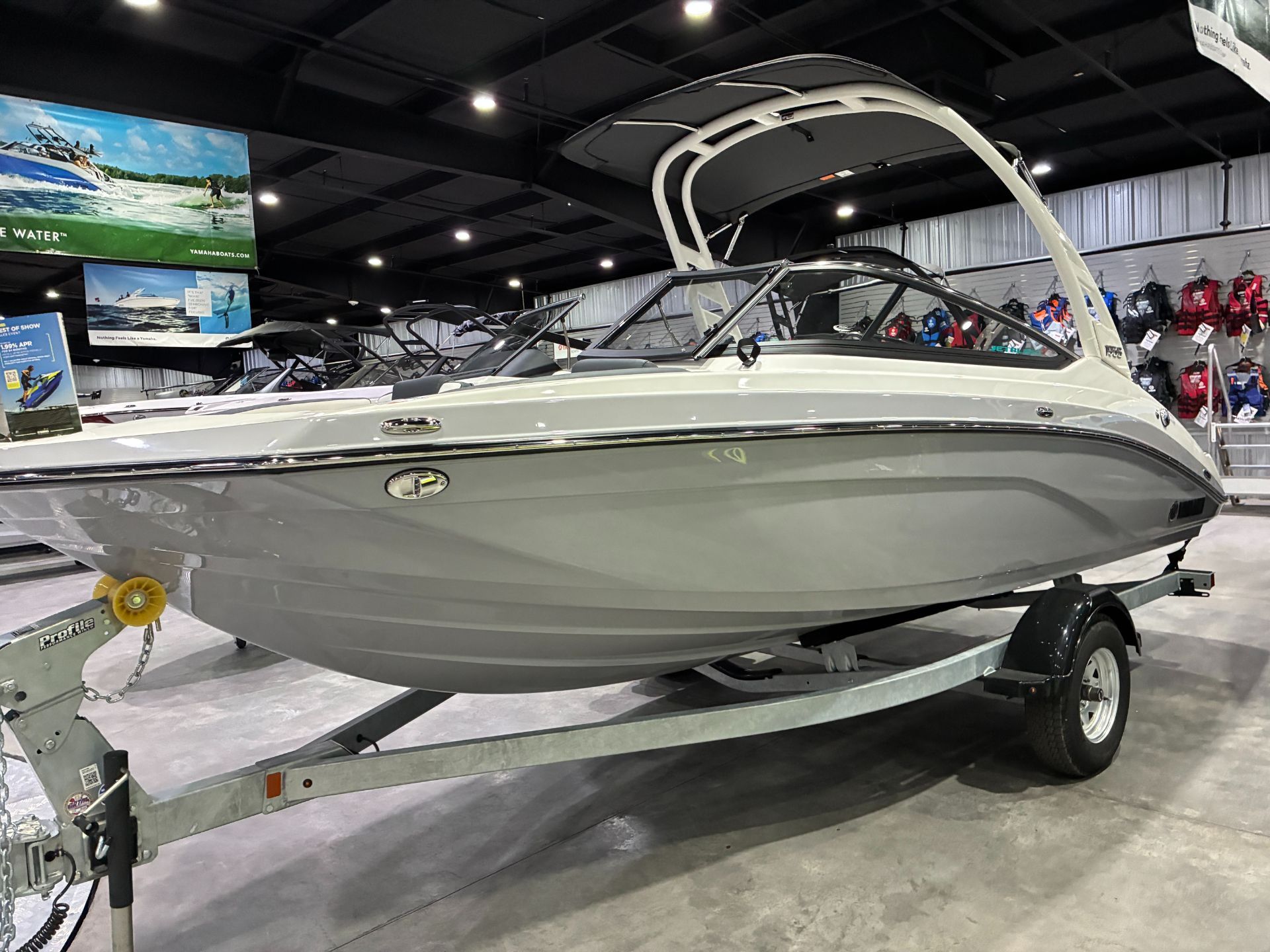 2026 Yamaha Boats 195S - 4