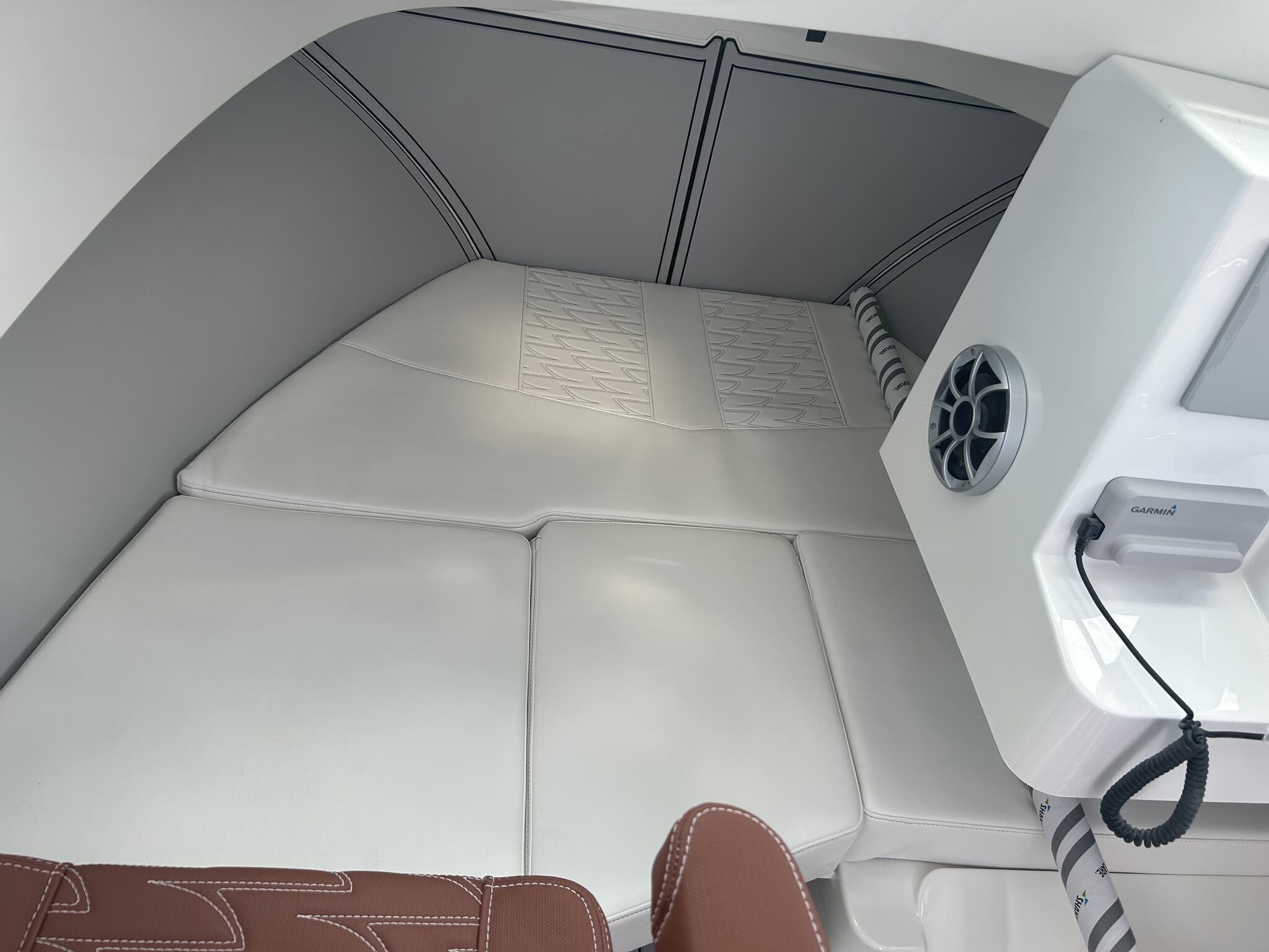 2026 Parker 227 Explorer WITH AC AND SEAKEEPER RIDE - 10