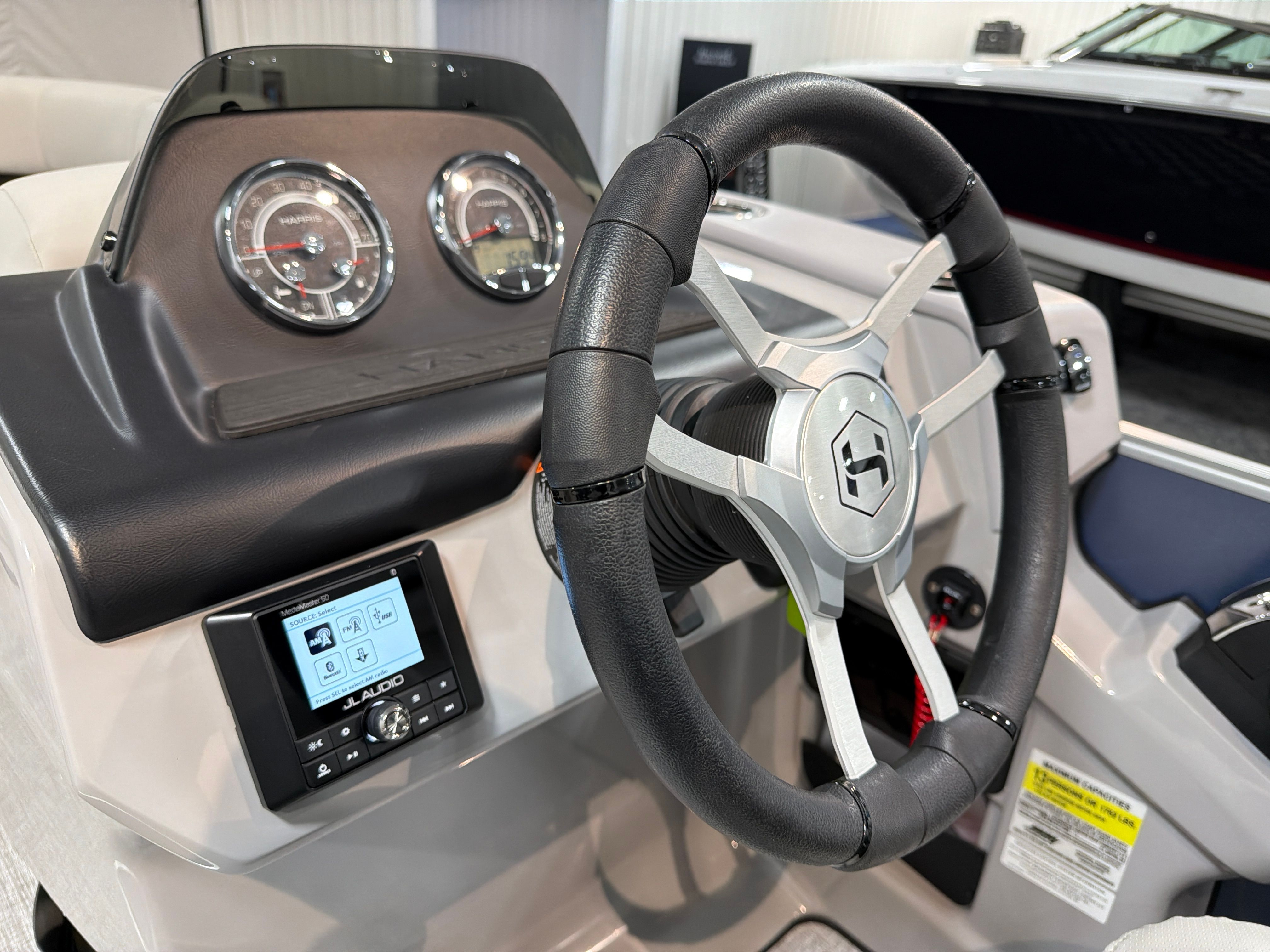 2025 Harris Cruiser 230 - 18
