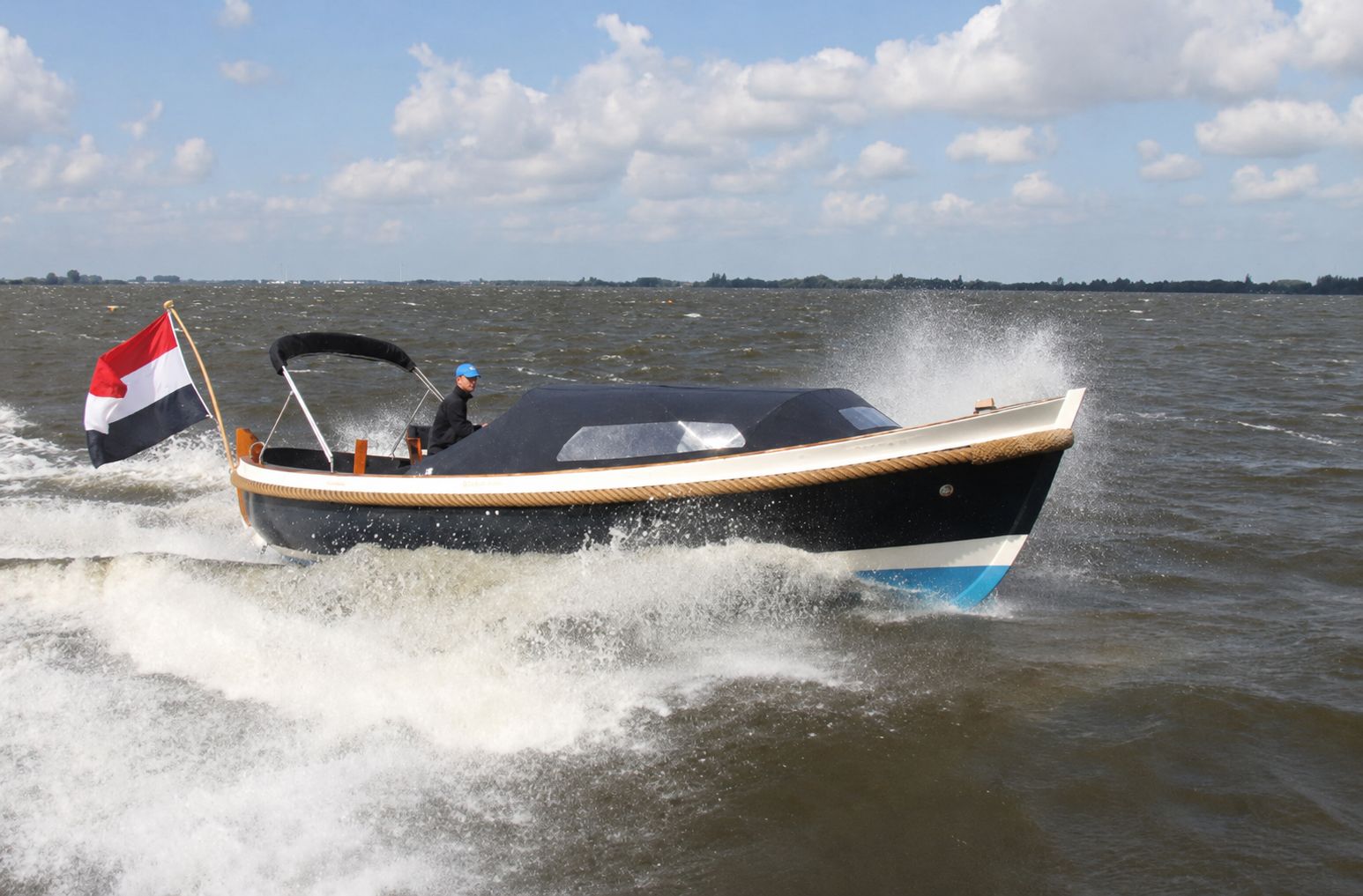 1999 Van Wijk Van Wijk 8.30