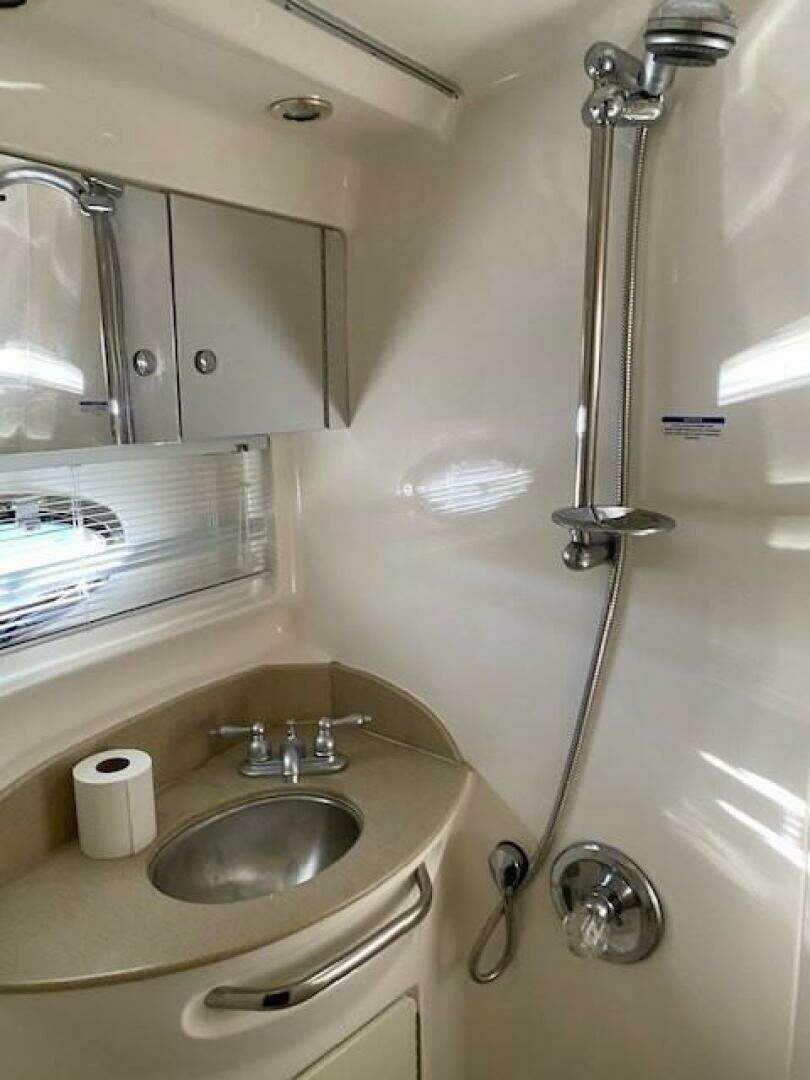 2004 Chaparral Signature 350 - Image 30