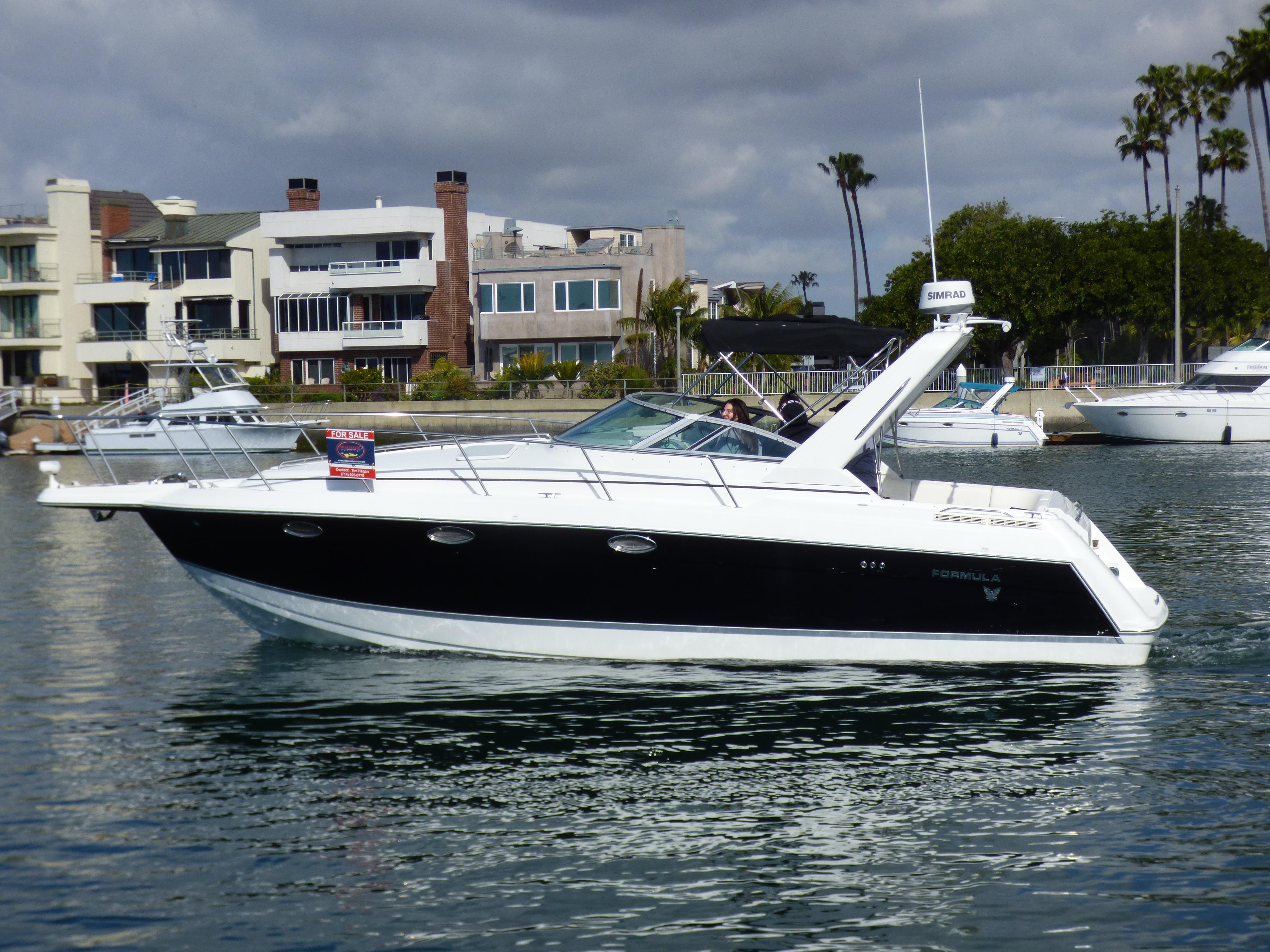 2004 Formula 31 Performance Cruiser