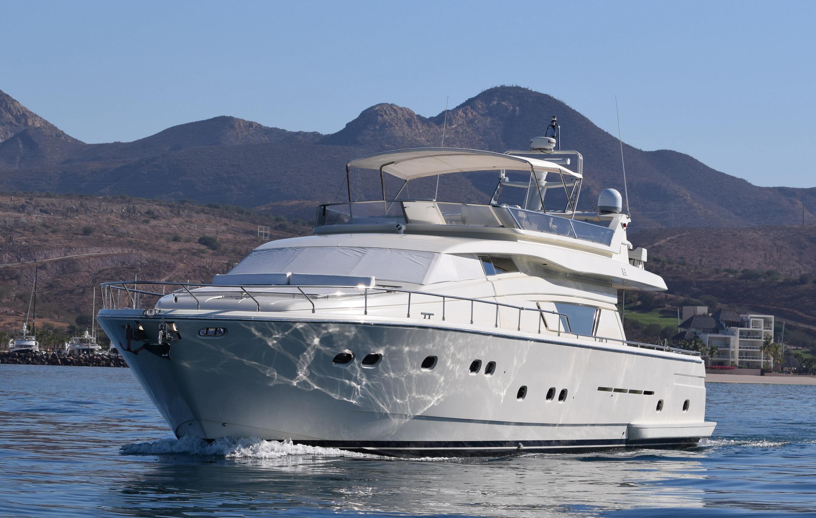 1997 Ferretti Yachts 80