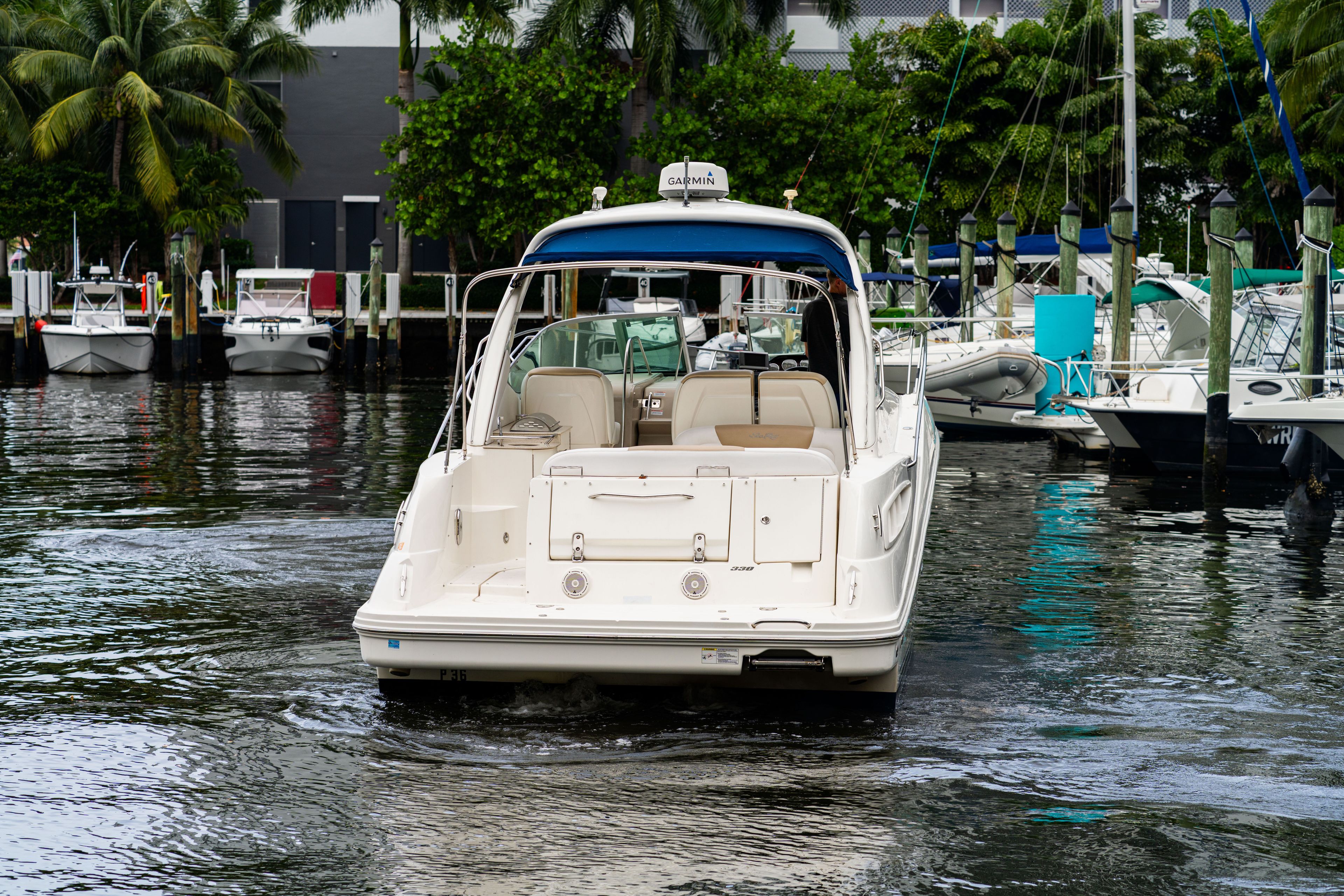 2010 Sea Ray Sundancer 330 - 14