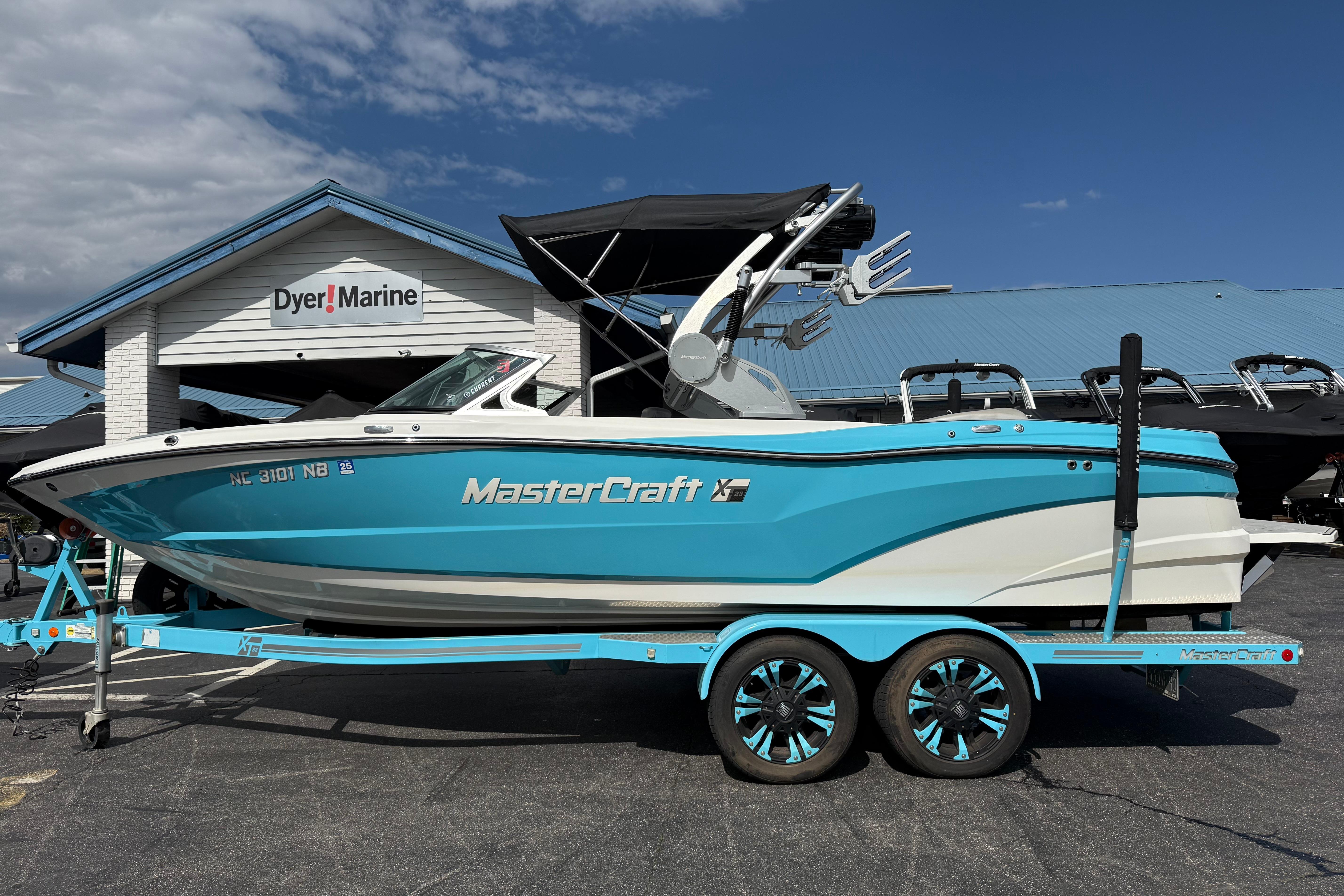 2017 MasterCraft XT23