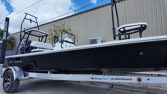 2026 Spyder FX17 Flicker - 43