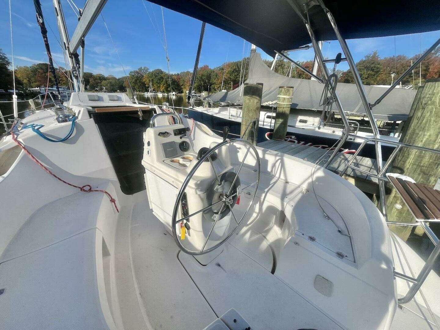 2002 Hunter 326 - Image 5