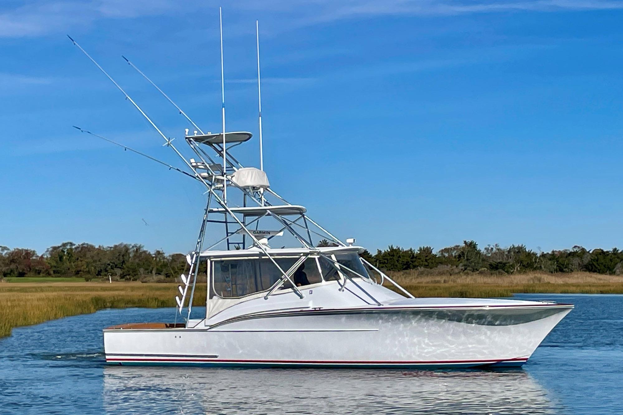 2005 Custom Carolina 40 DeSanti