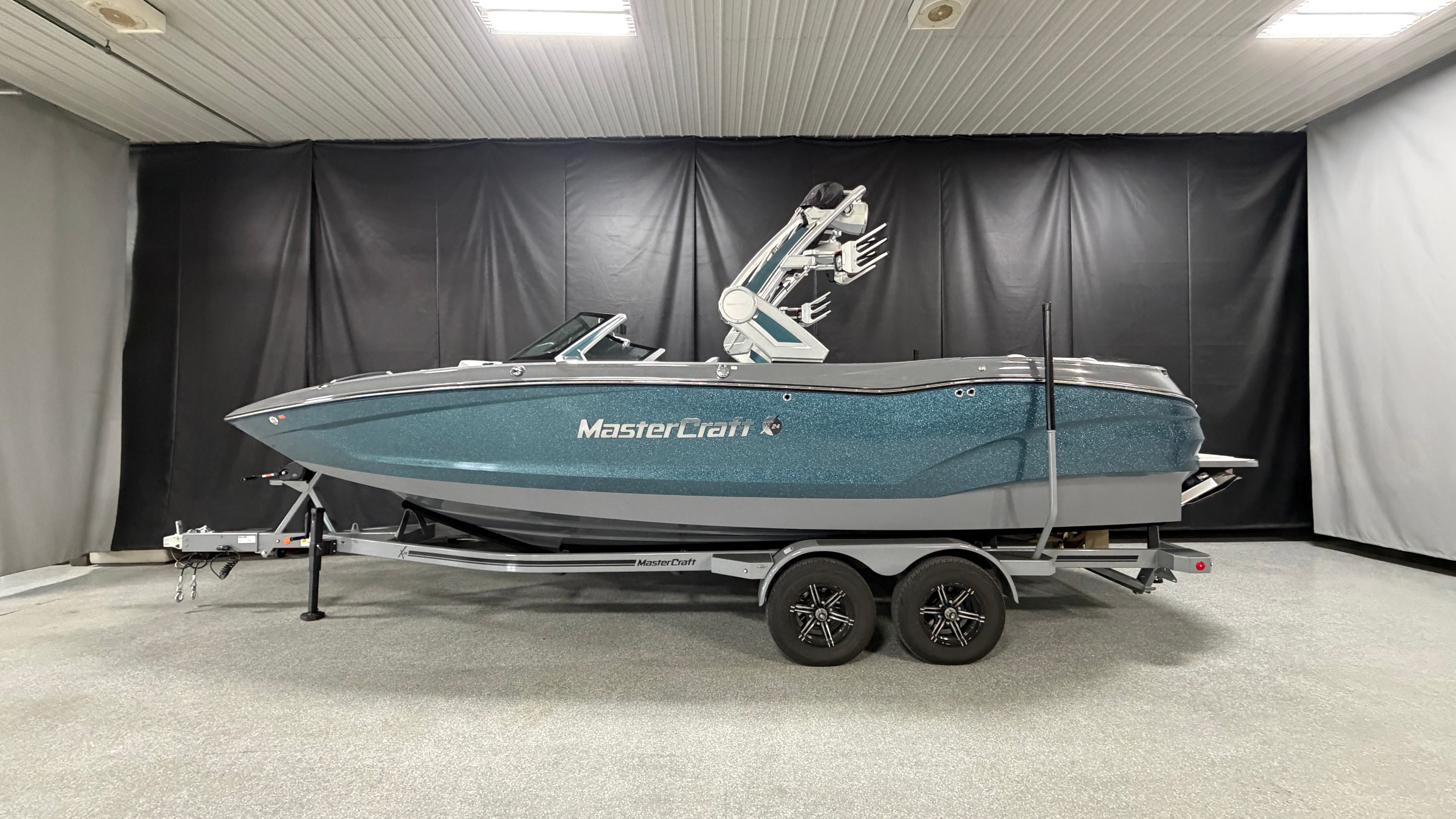 2025 MasterCraft X24