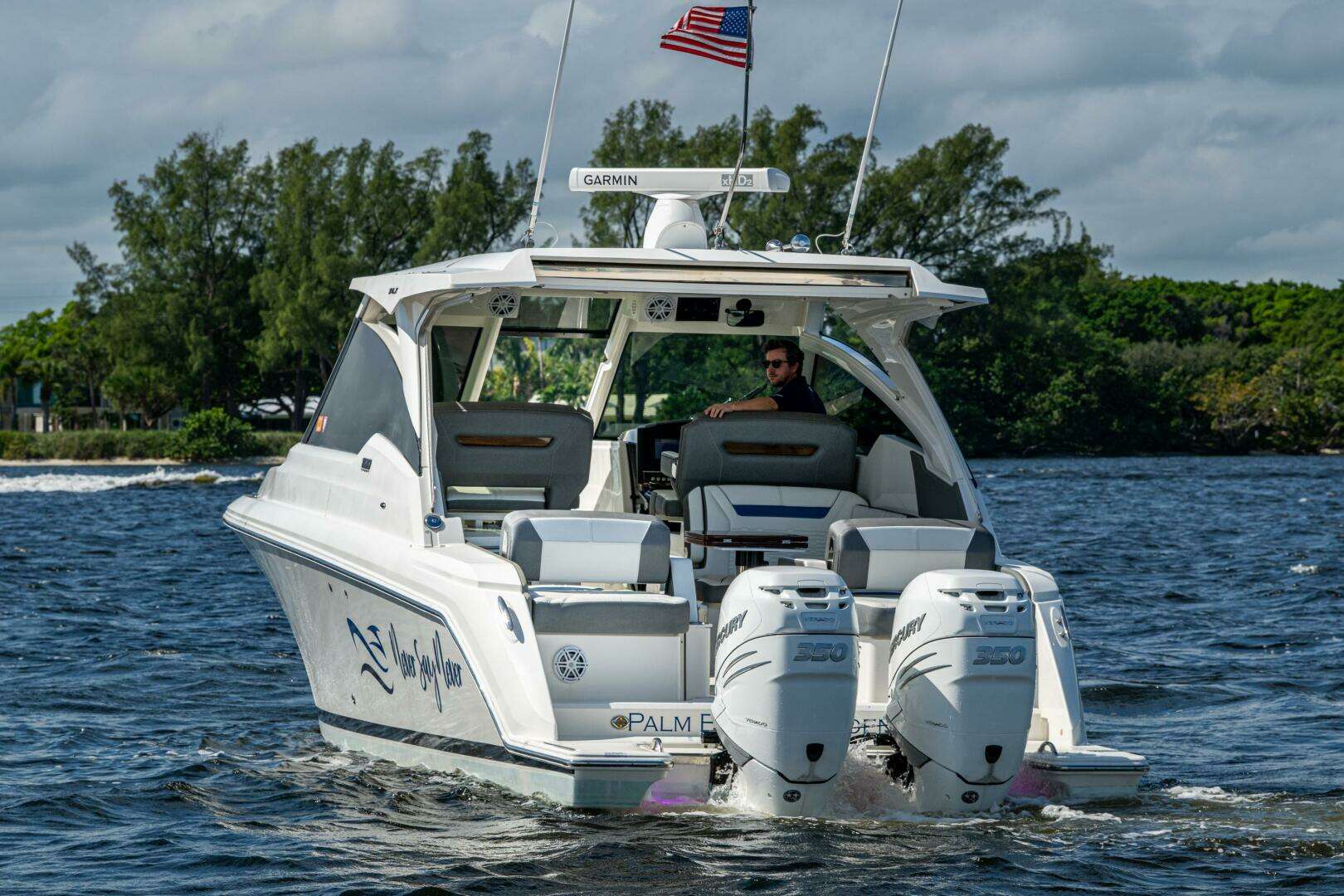 2021 Tiara Yachts 34 LX - Image 23