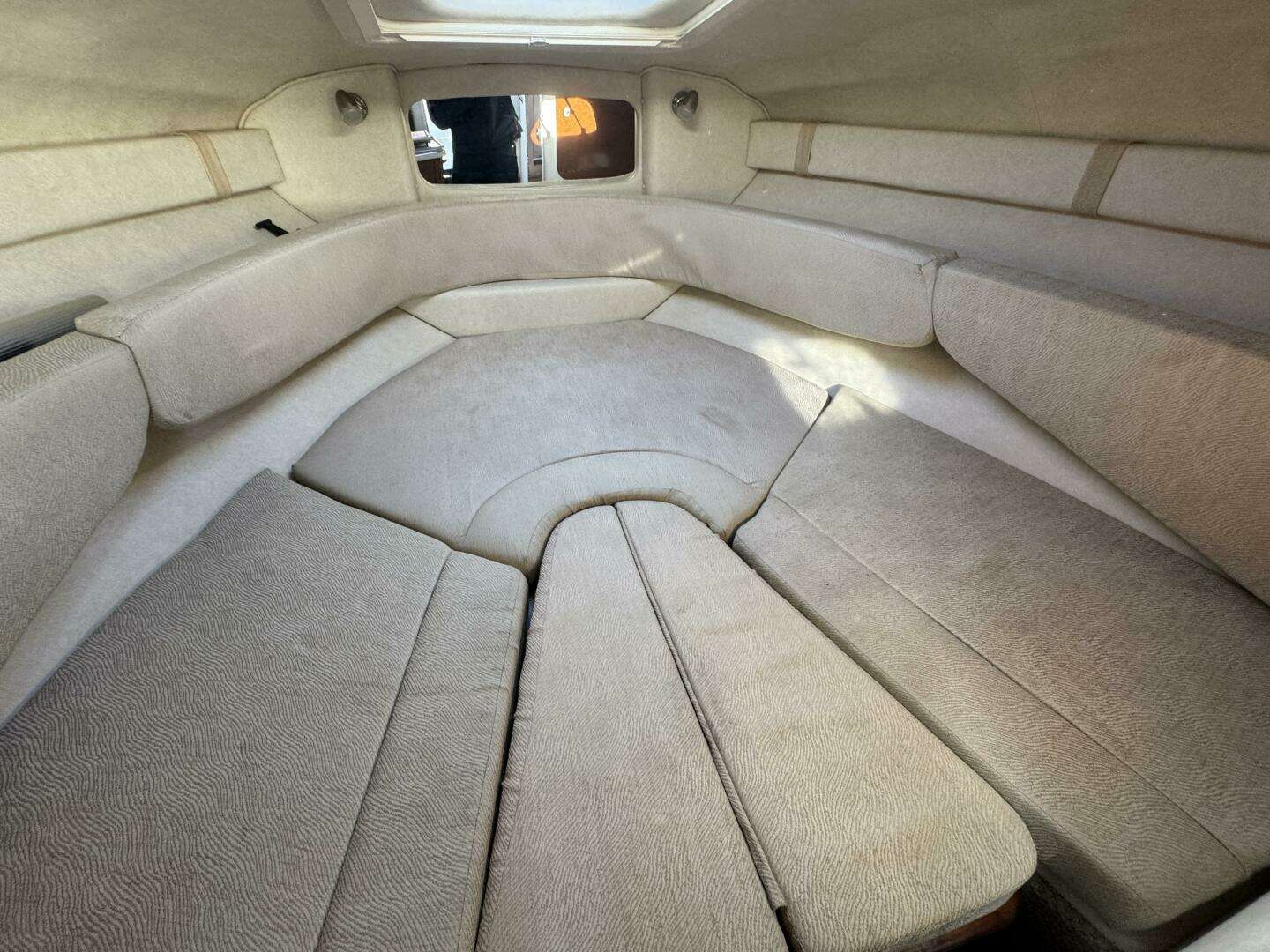 2008 Sea Ray 240 Sundancer - Image 7