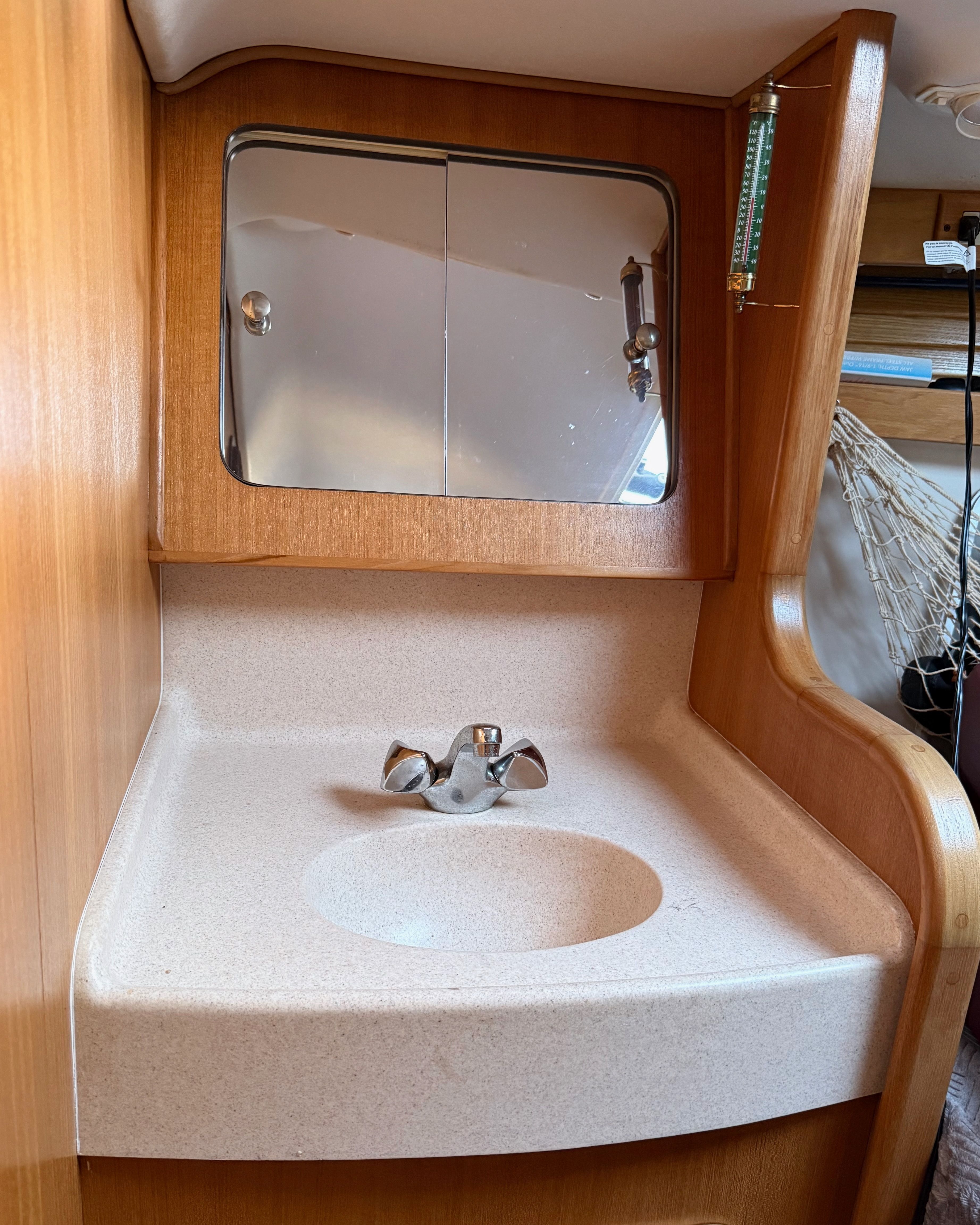 2001 Catalina 380 - 72