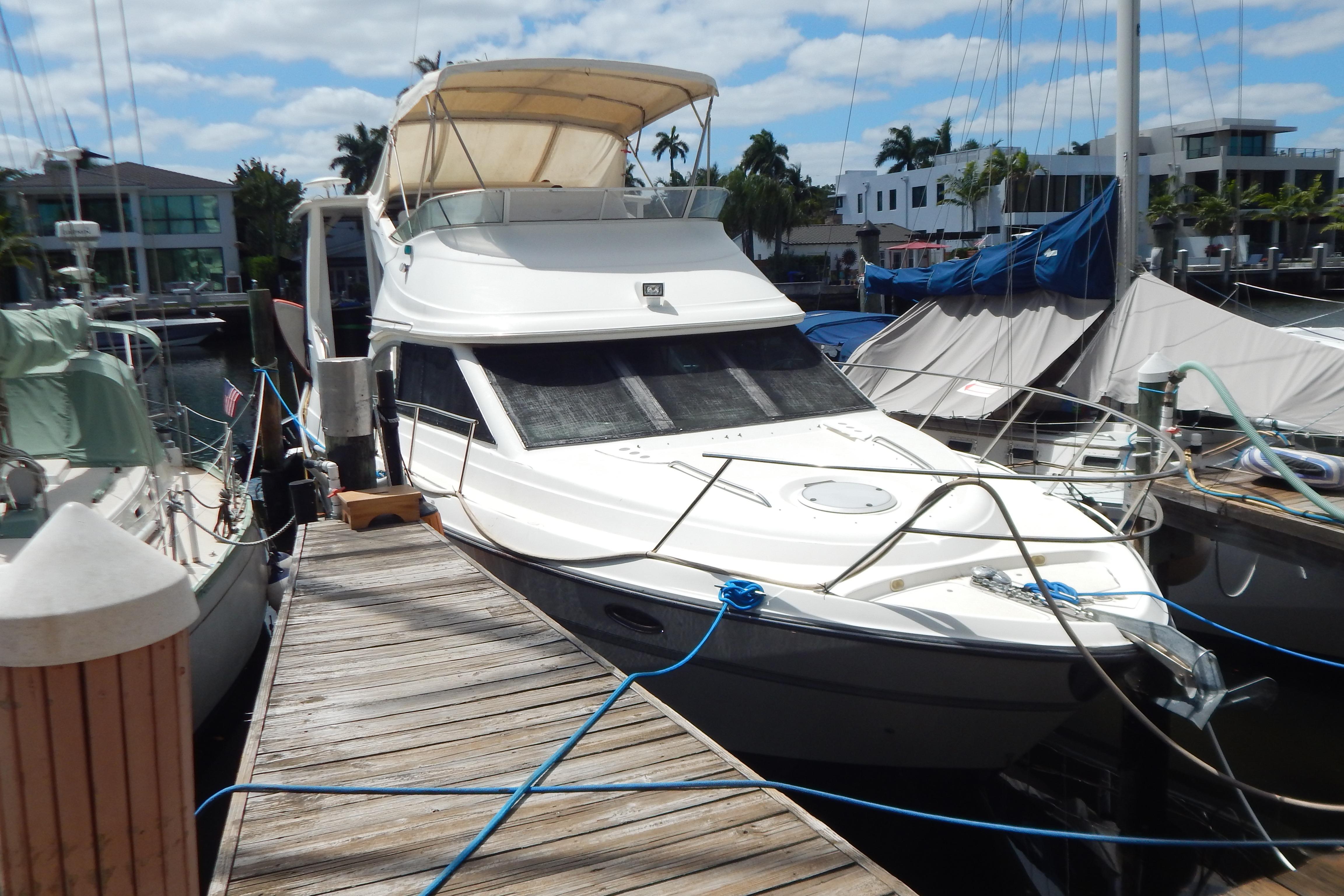 1998 Maxum 4100 SCR