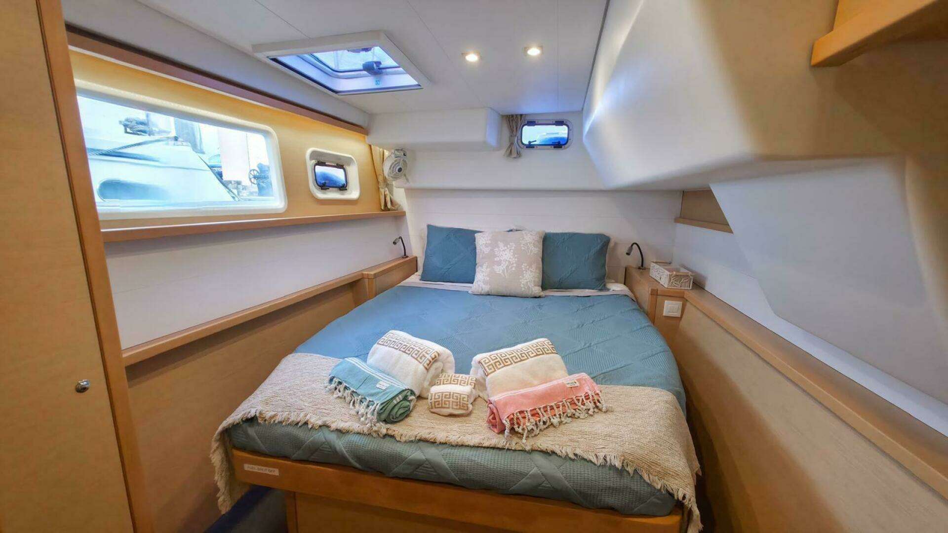 2016 Lagoon 450 - Image 16