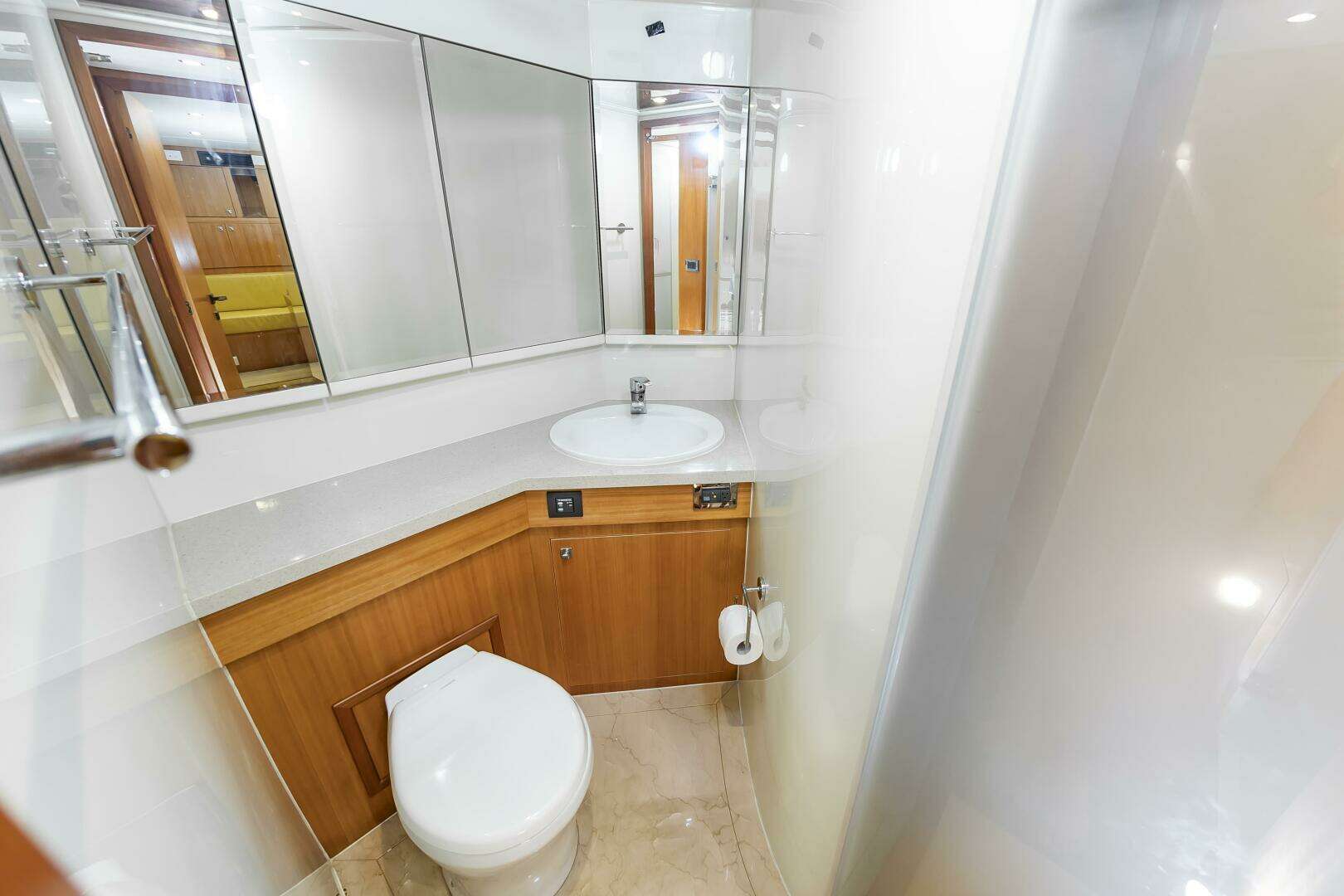 2017 Johnson 93 Flybridge - Image 106