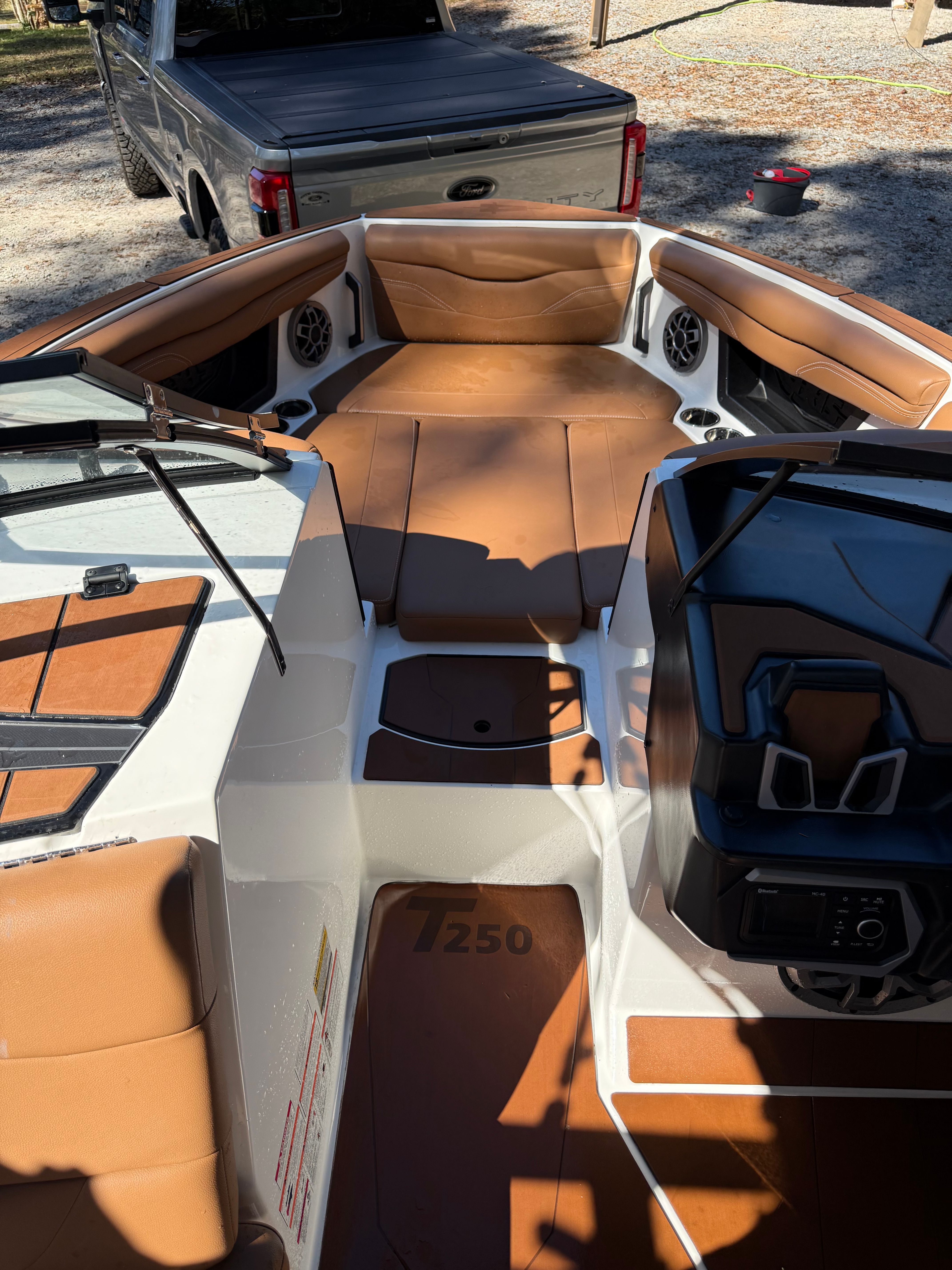 2023 Axis T250 - 7