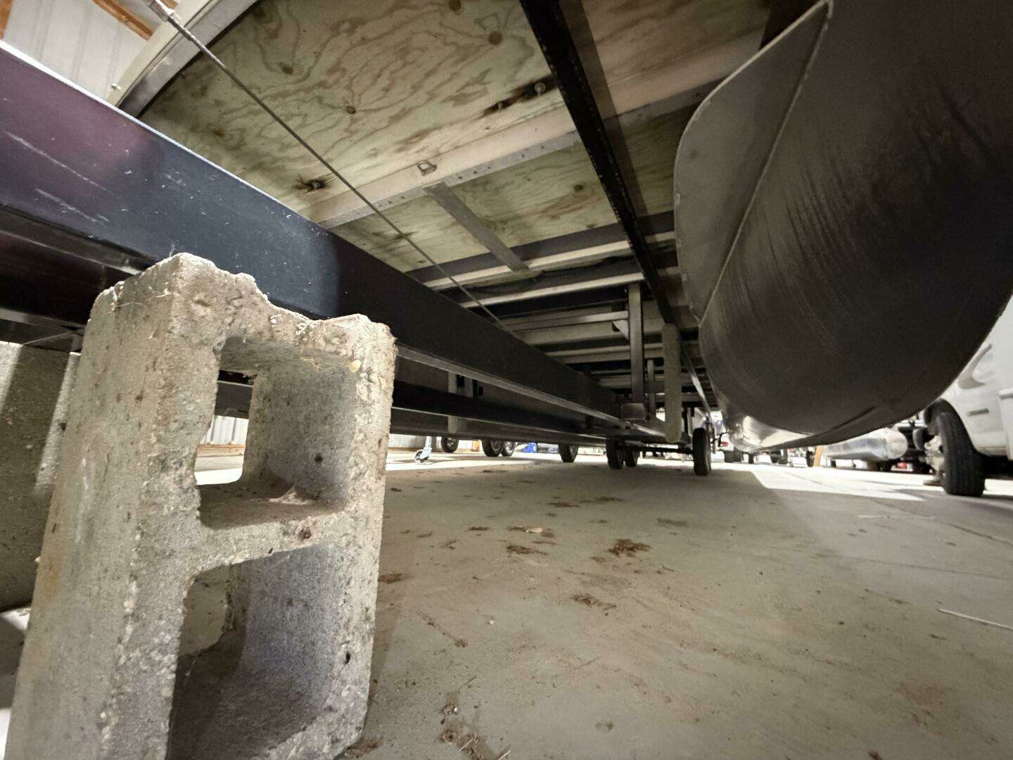 2011 Bennington 2554 GCW - Image 36