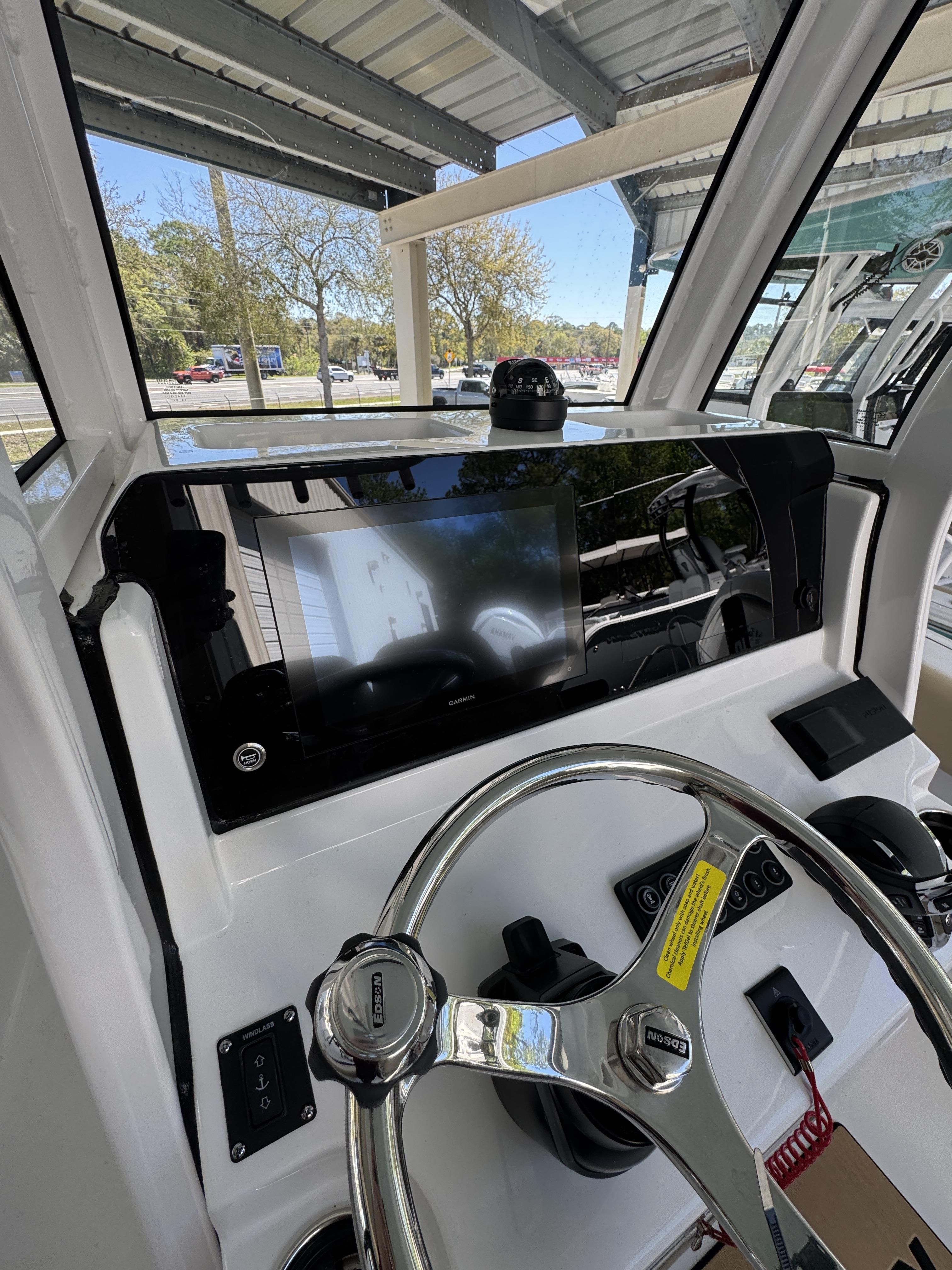 2026 Sportsman Heritage 231 Center Console - 33