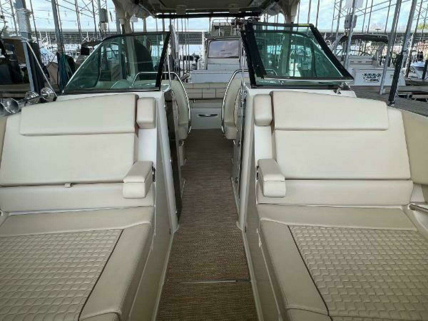 2020 Chris-Craft Launch 31 GT - Image 44