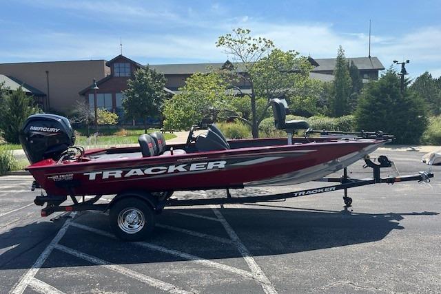 2026 Tracker Pro Team 175 Crappie Edition