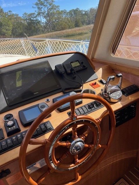 2006 Mainship 43 Trawler - Image 26