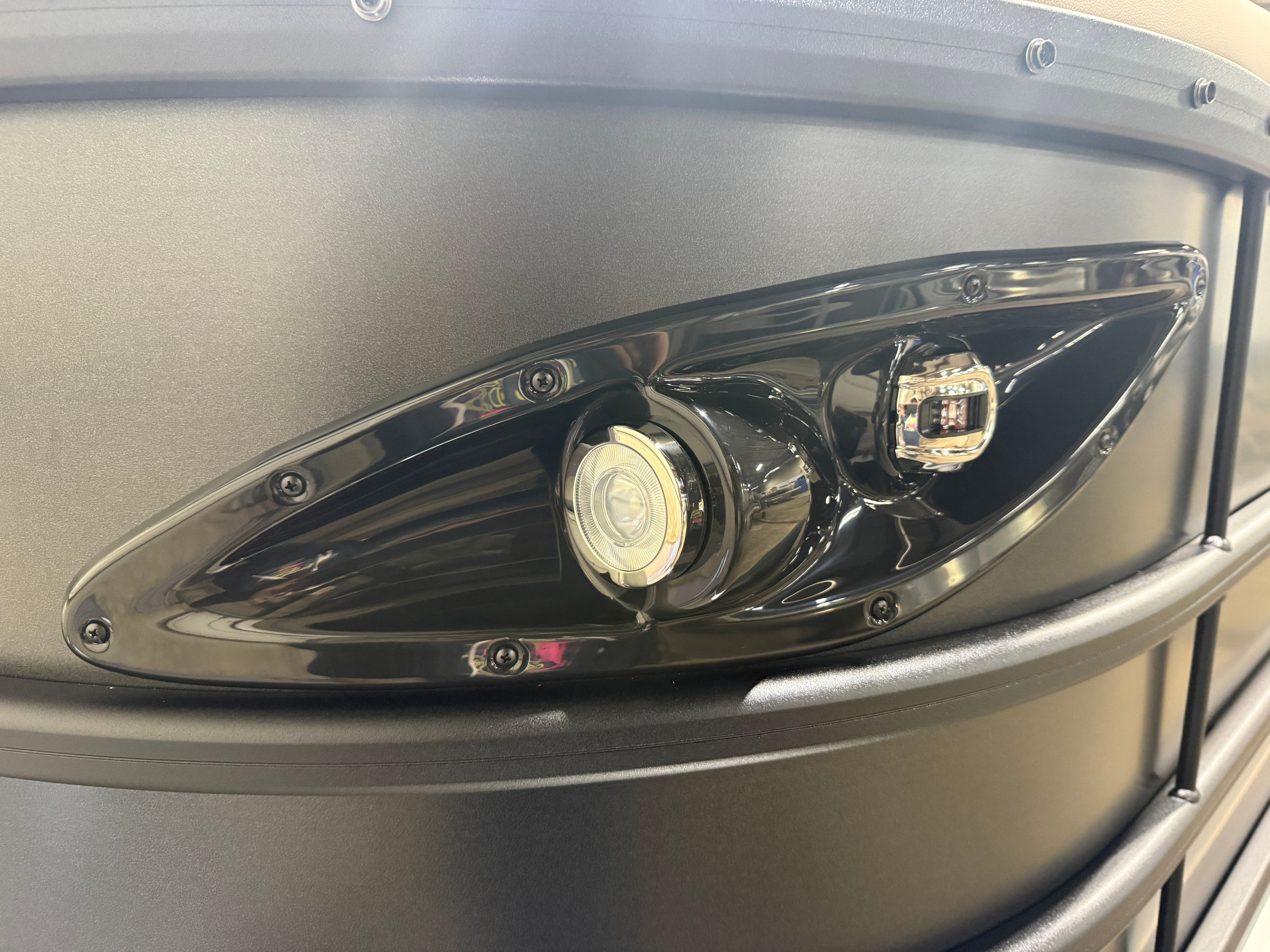 2026 Bentley Pontoons Legacy 223 Navigator Quad Lounge Tritoon & Honda 4-Stroke EFI - 40