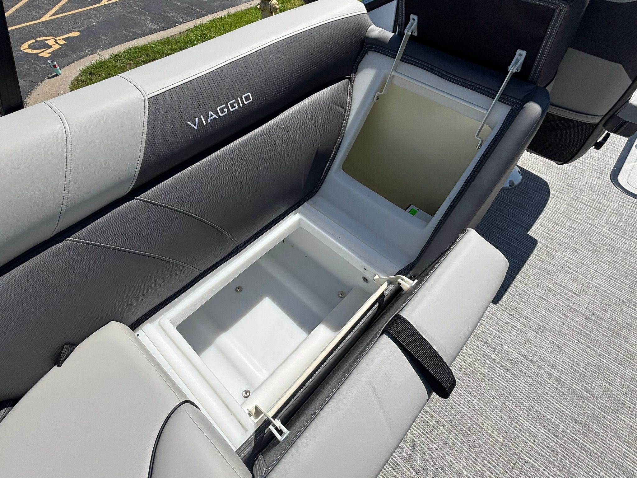 2026 Viaggio V22U - 28