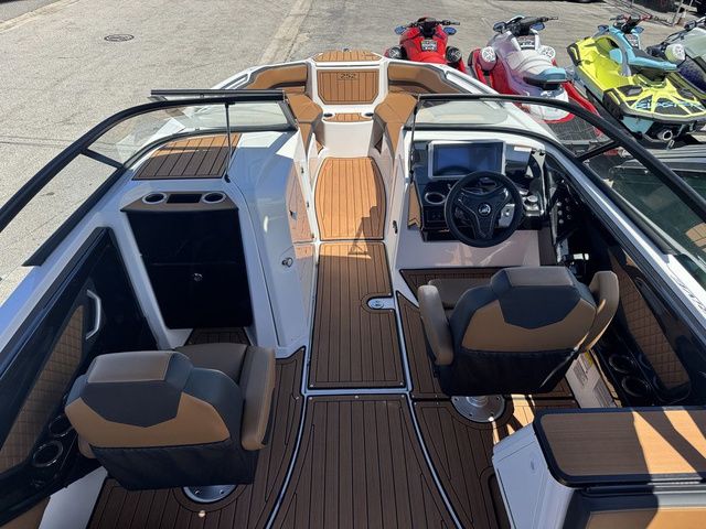 2026 Yamaha Boats 252SD - 9