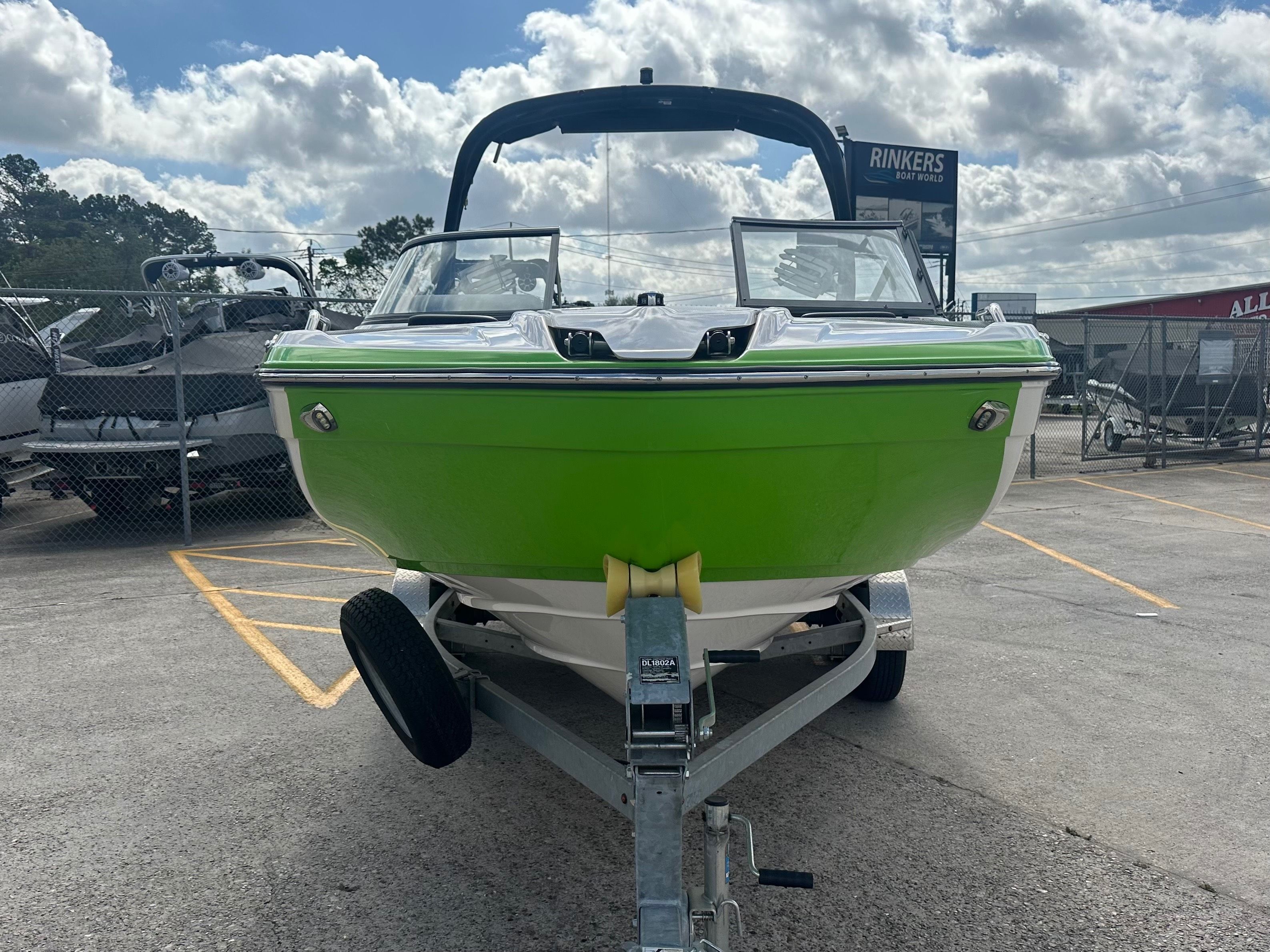 2022 Yamaha Boats 212XE - 3