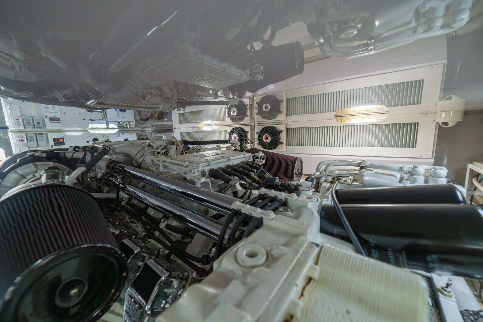 2006 Viking 56 Convertible - Image 80