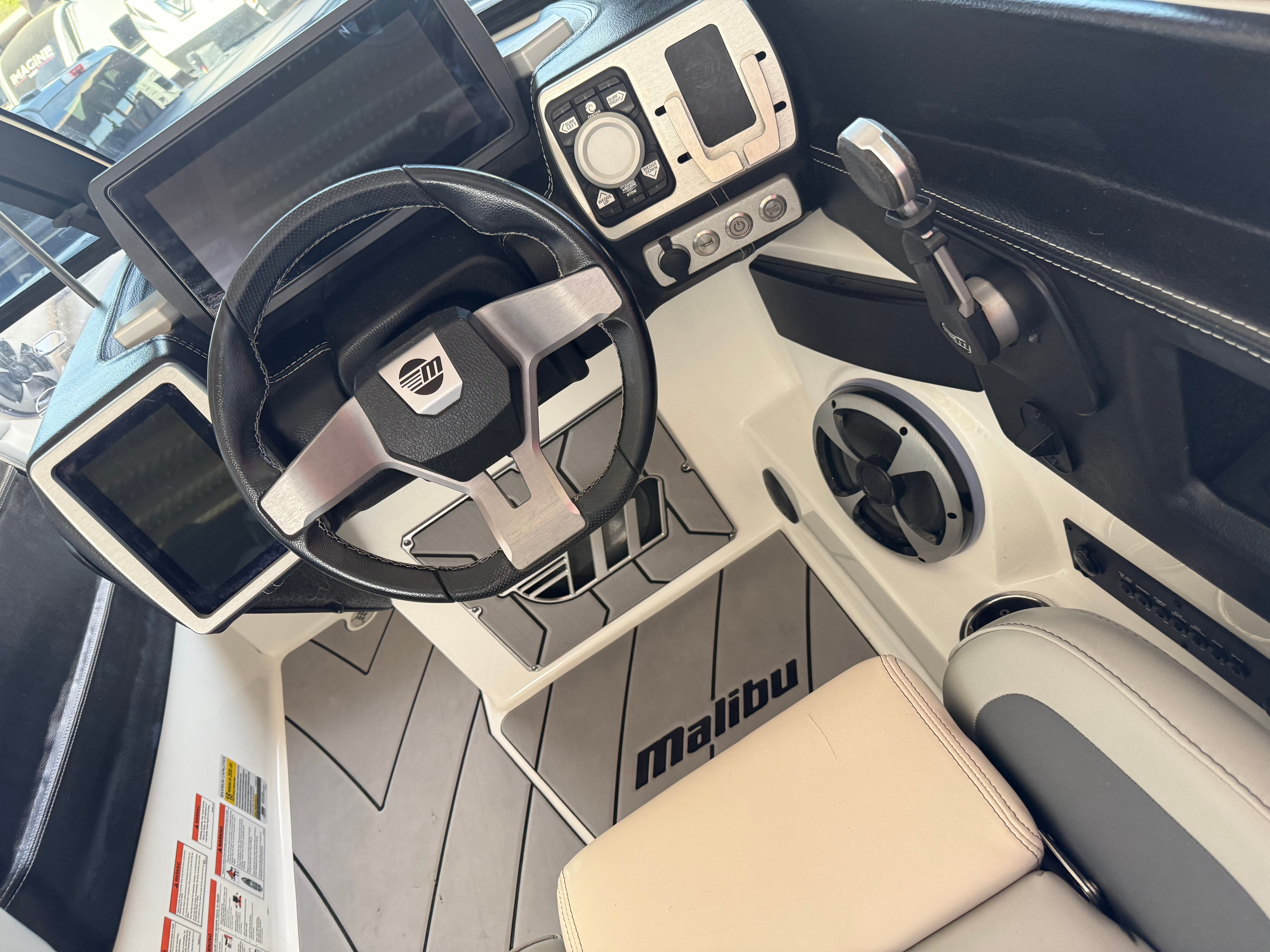 2020 Malibu Wakesetter 25 LSV - 8
