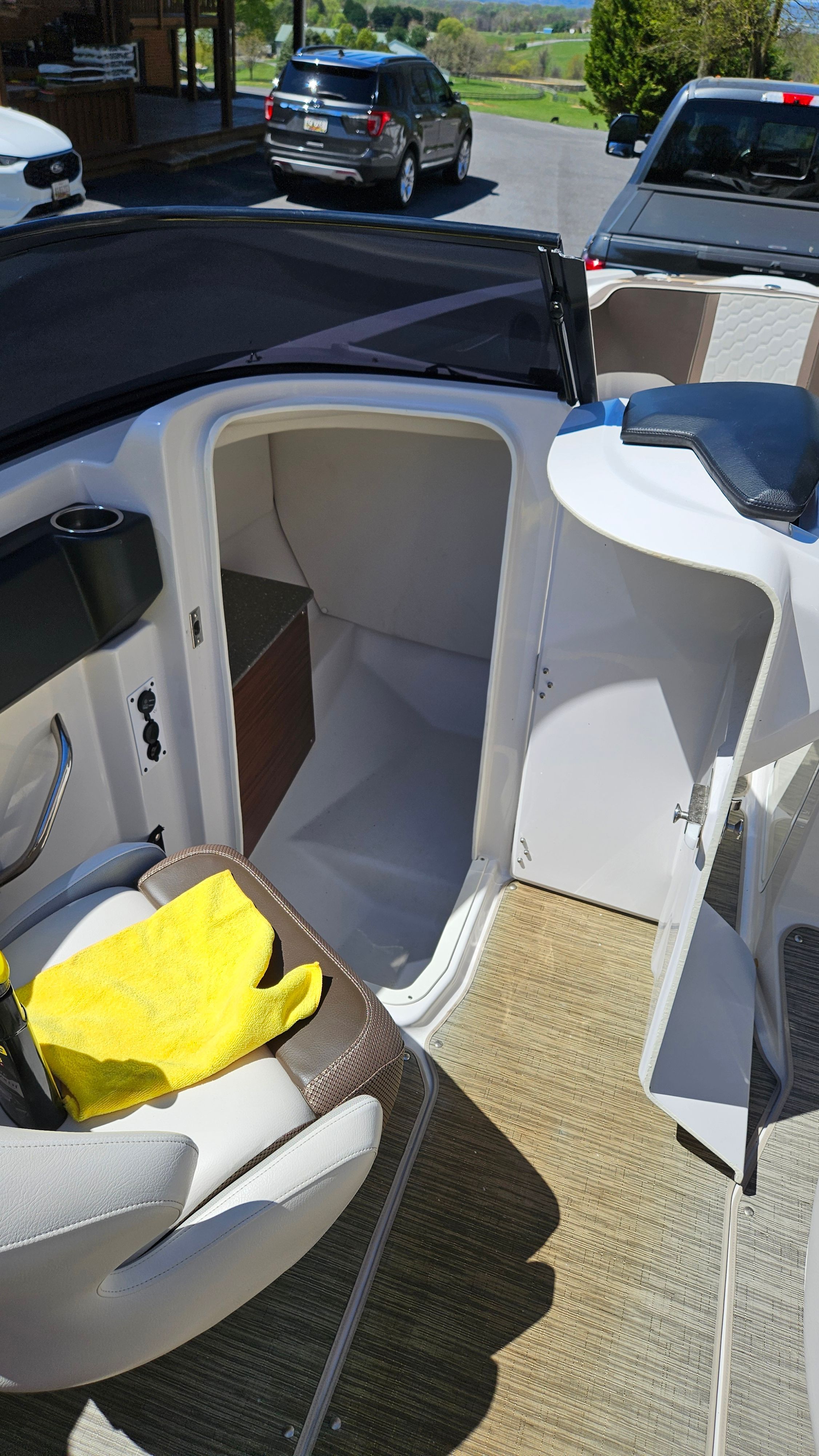 2019 Scarab 255 ID - 3