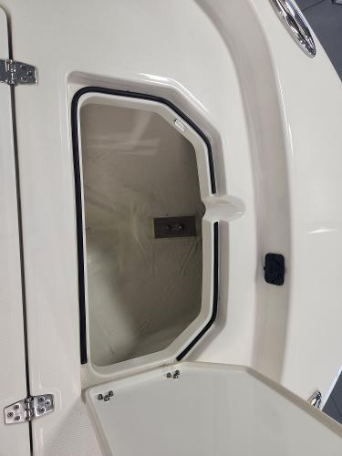 Open storage compartment on 2025 Pathfinder 2400 Open boat.