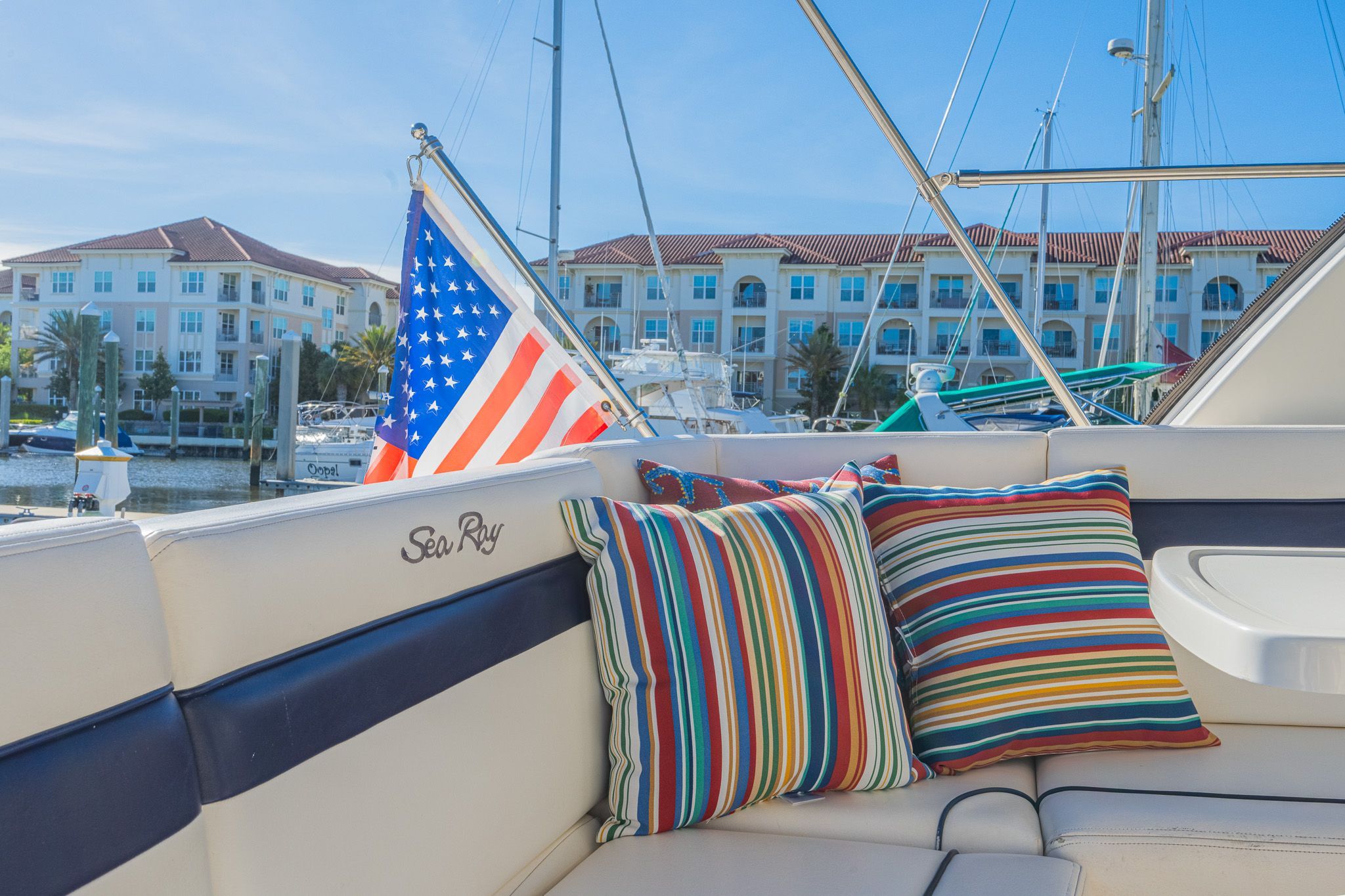 2010 Sea Ray 450 Sundancer - 8