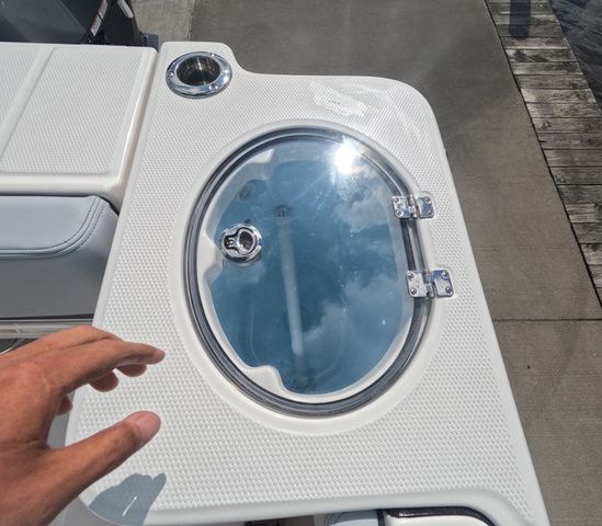 2026 Robalo Center Console R230 In Stock Trailer Included - 9