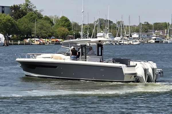 2023 Nimbus Tender 11